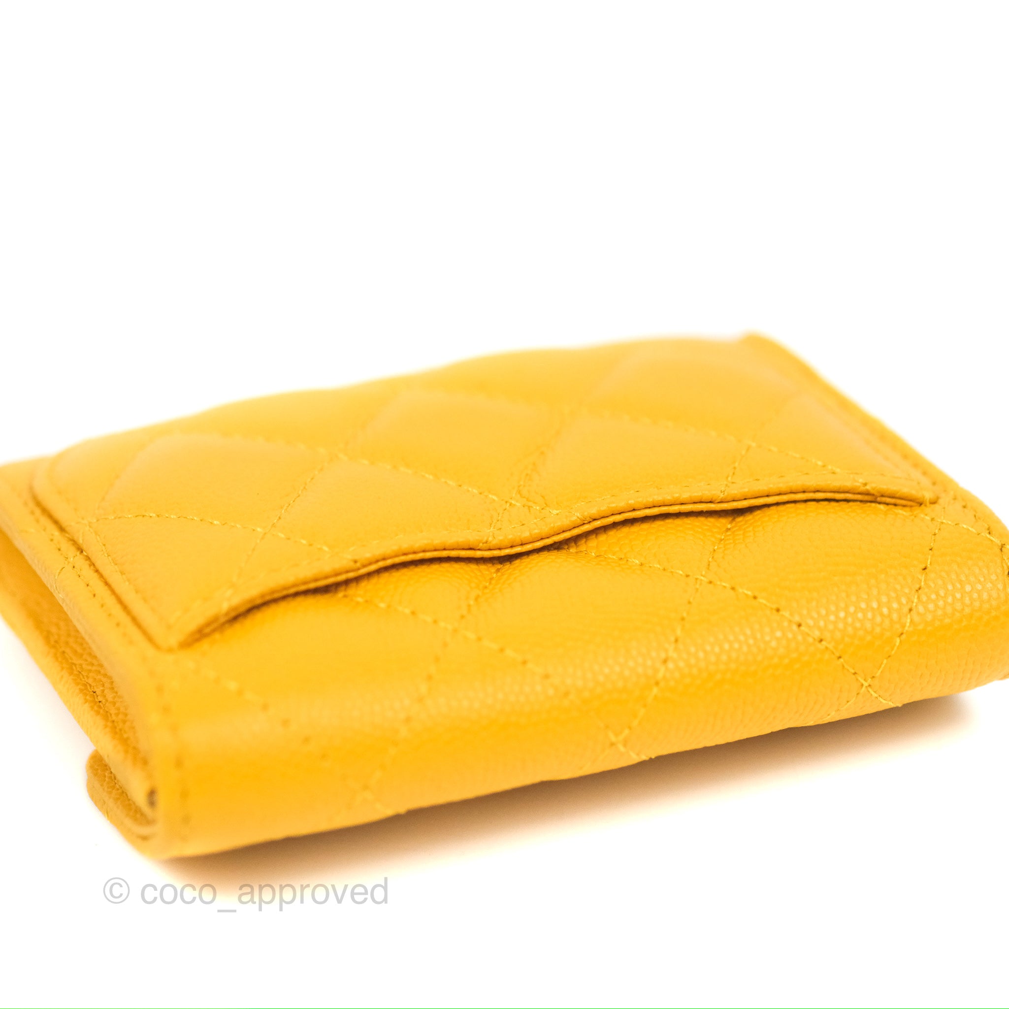 Chanel Classic Flap Coin Purse in Yellow Caviar Leather with Gold Hardware - Luxury Wallet for Women, Perfect for Parties & Everyday Use