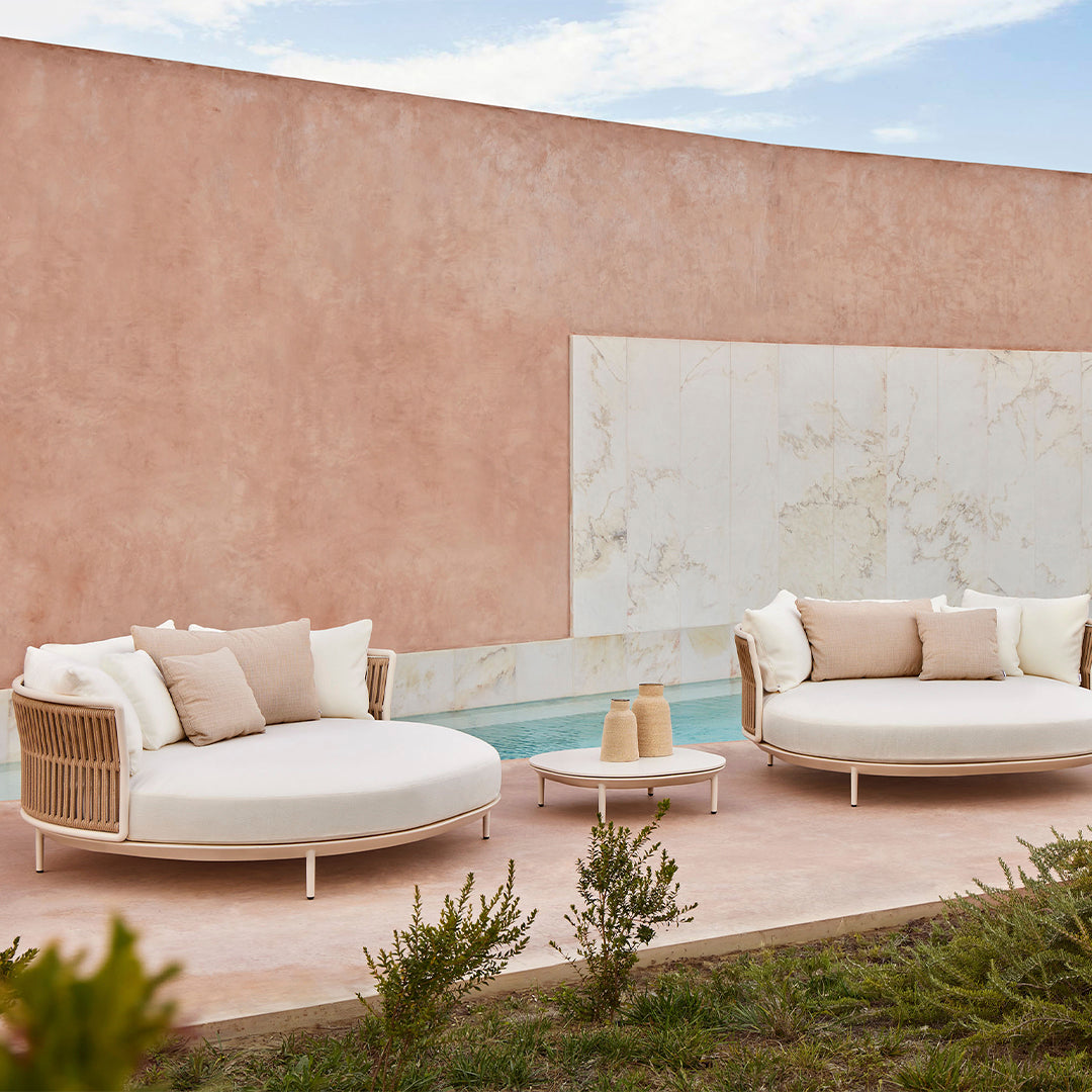 Amba Outdoor Square Coffee Table - Weather-Resistant Patio Furniture for Garden, Deck, Poolside - Perfect for Relaxing with Drinks & Snacks