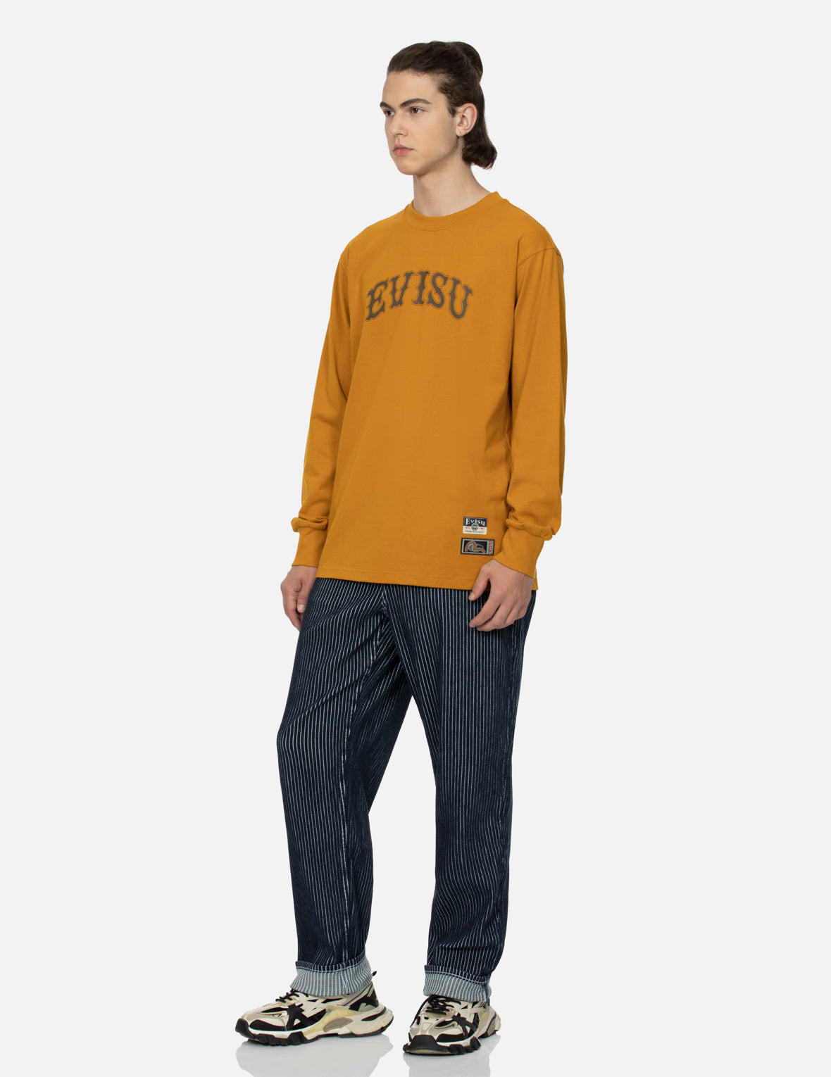 Kamon Embroidery & Logo Print Fashion Fit Long Sleeve T-Shirt for Men - Comfortable Casual Wear for Street Style & Everyday Outfits