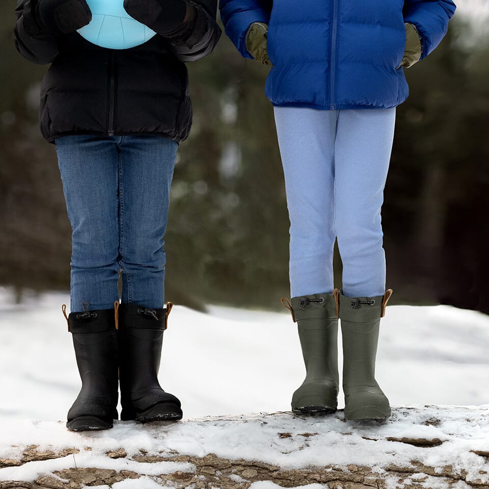 Kids Tundra Jr - Warm & Waterproof Winter Jacket for Boys & Girls - Perfect for Snow Play, Skiing & Outdoor Adventures