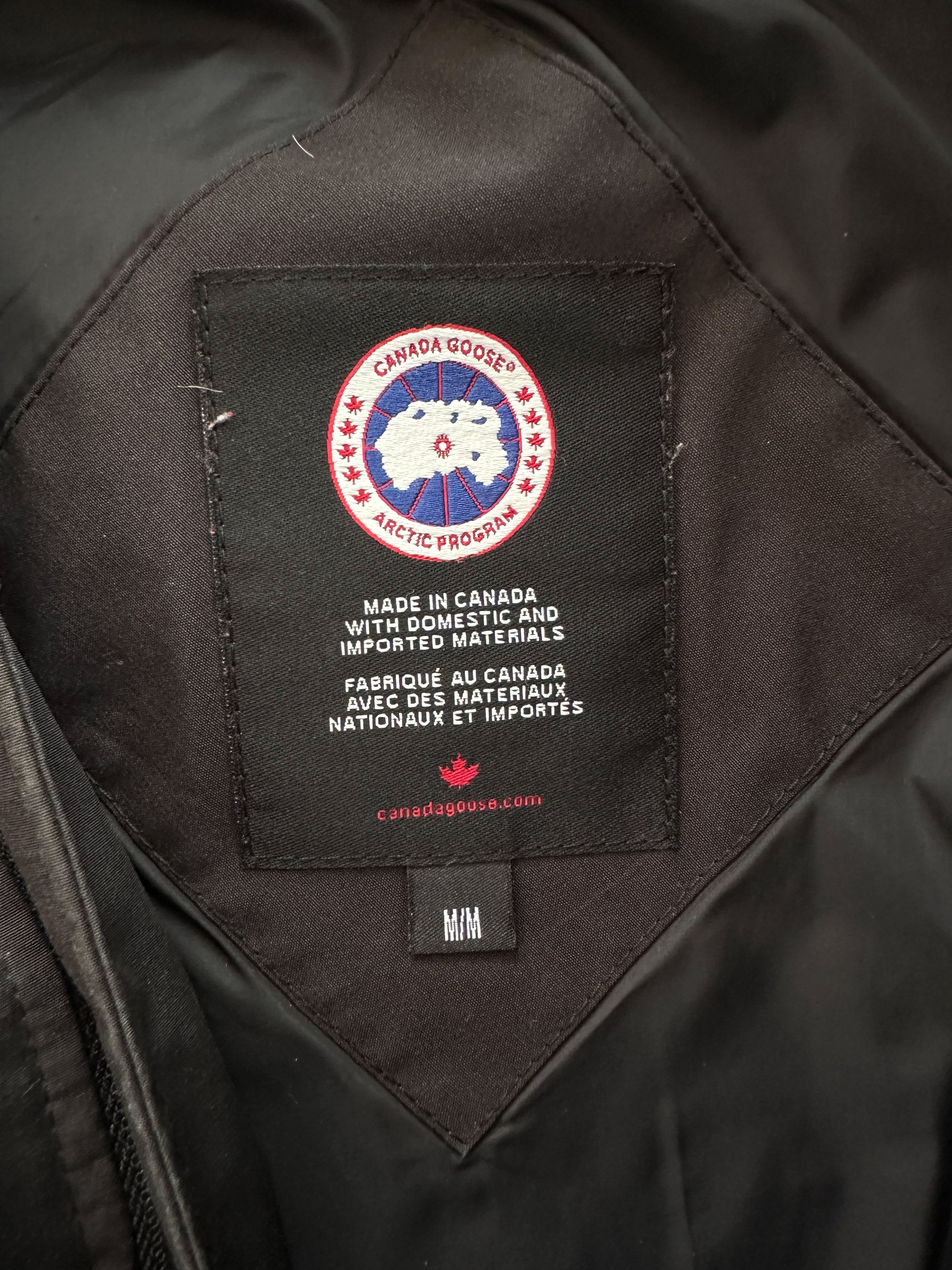 Canada Goose Black Wyndham Men's Winter Jacket - Premium Waterproof Parka for Extreme Cold Weather - Perfect for Snowboarding, Skiing & Outdoor Adventures