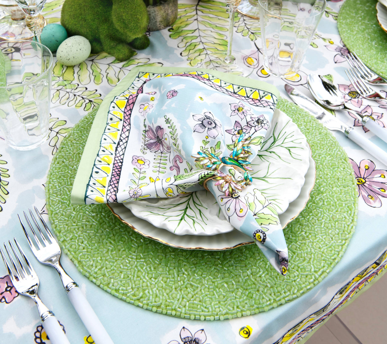 Eco-Friendly Green Perennial Placemats Set of 4 - Durable & Stylish Table Mats for Dining Room, Kitchen, or Outdoor Entertaining