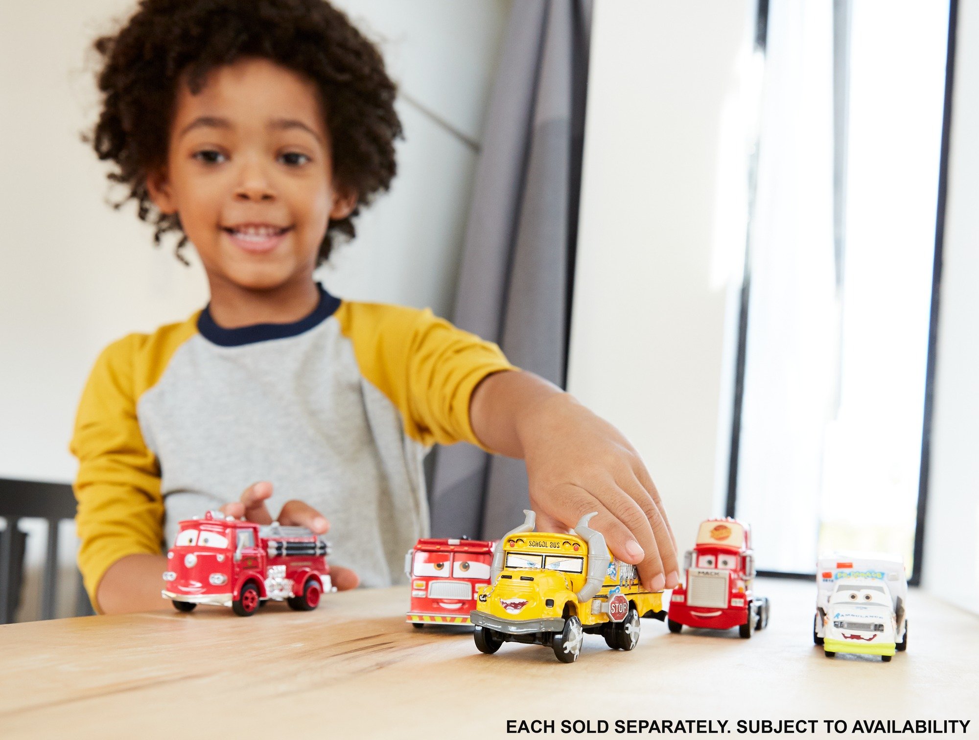 Disney Cars Deluxe Van Scanlane Toy - Lightning McQueen & Friends Die-Cast Vehicle for Kids - Perfect for Playtime, Collecting & Disney Themed Parties