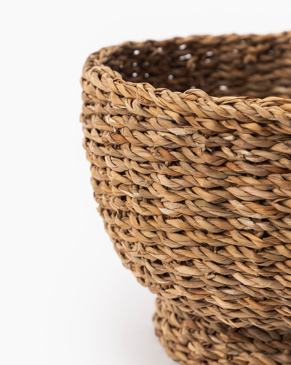 Handwoven Seagrass Footed Bowl - Natural Eco-Friendly Decorative Serving Bowl for Fruits, Salads & Home Decor | Perfect for Farmhouse, Coastal & Boho Style Kitchens