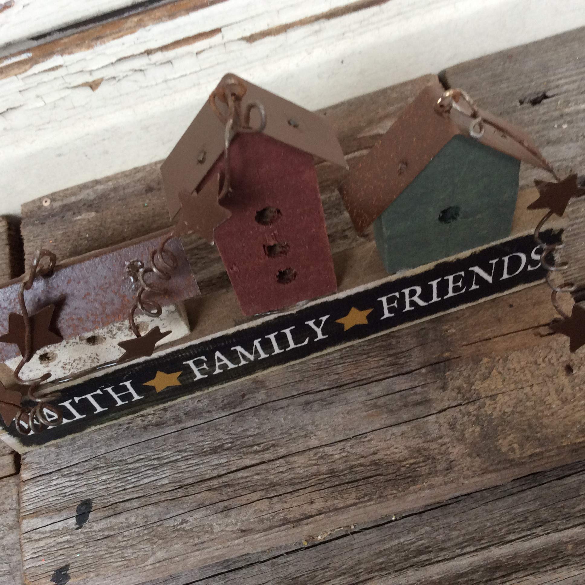 AGD Home Decor - Prim Faith Family Friends Mini Bird House for Garden, Porch & Indoor Decor | Rustic Country Style Birdhouse