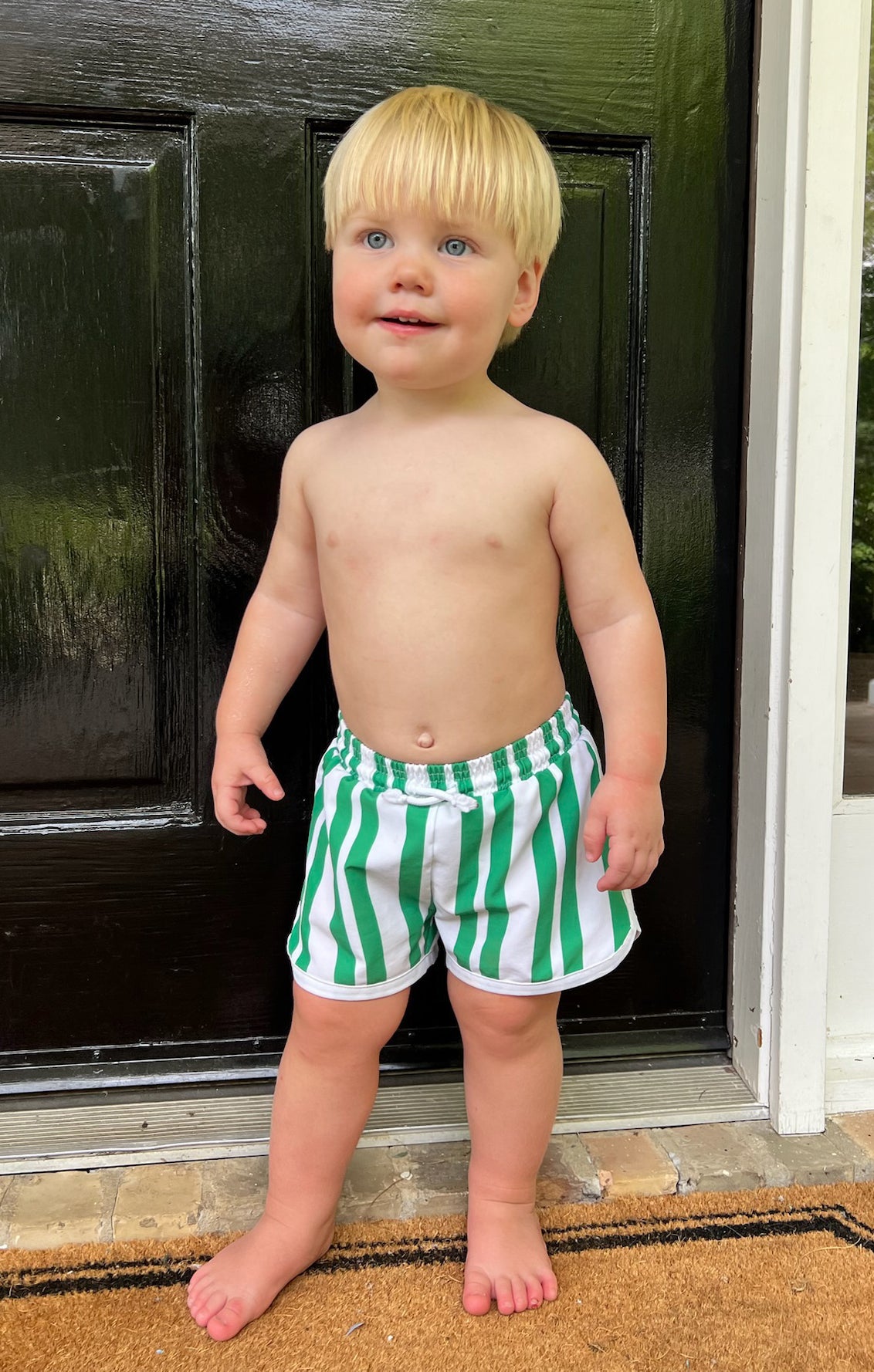 Little Beach Bum Trunks - Center Court Stripe Swim Shorts for Men | Quick-Dry Comfortable Beachwear for Swimming, Surfing & Summer Vacations