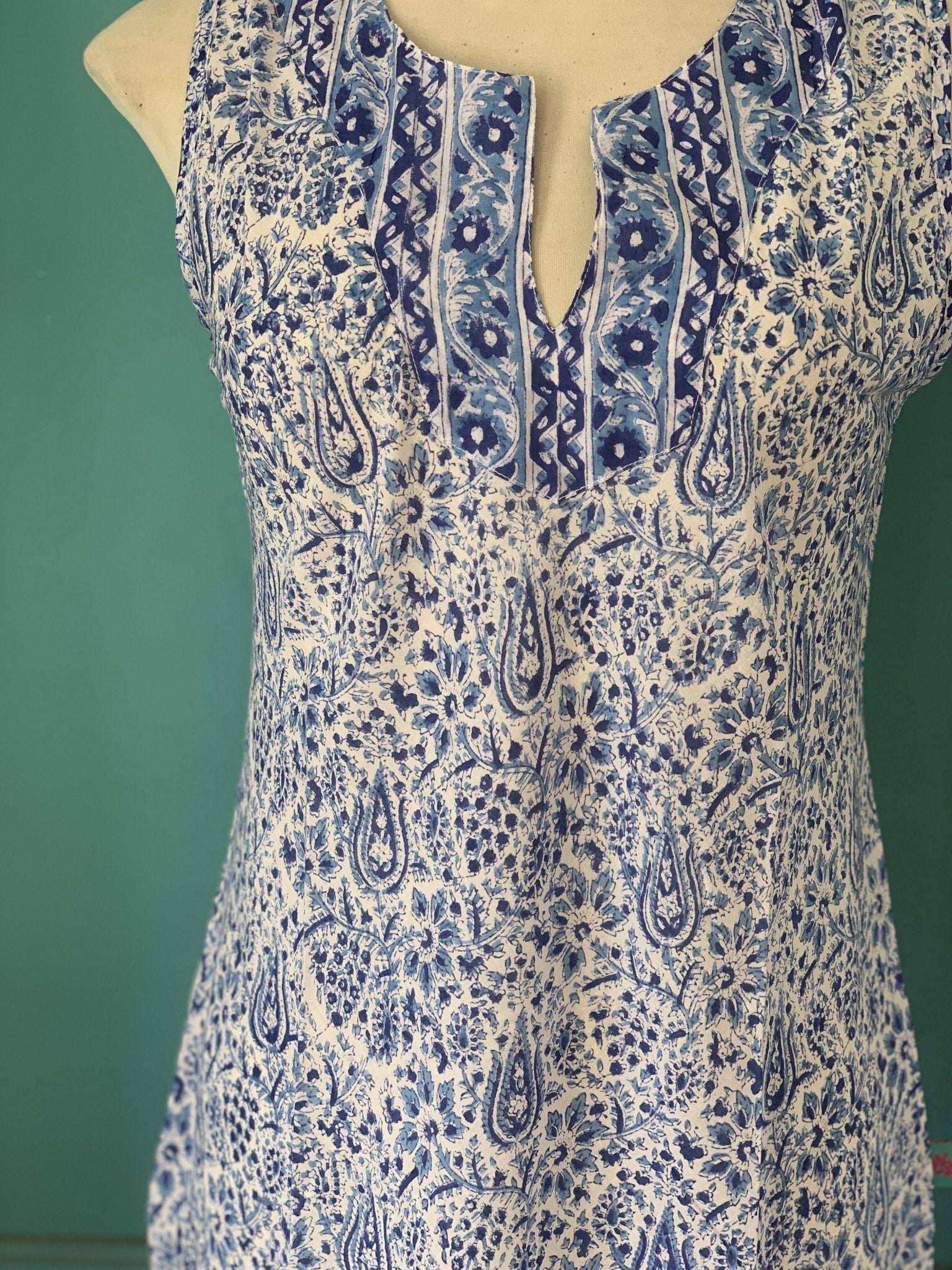 Jaipur Kaftan - Sleeveless White Paisley Maxi Long Dress for Women | Boho Chic Summer Beachwear & Lounge Wear