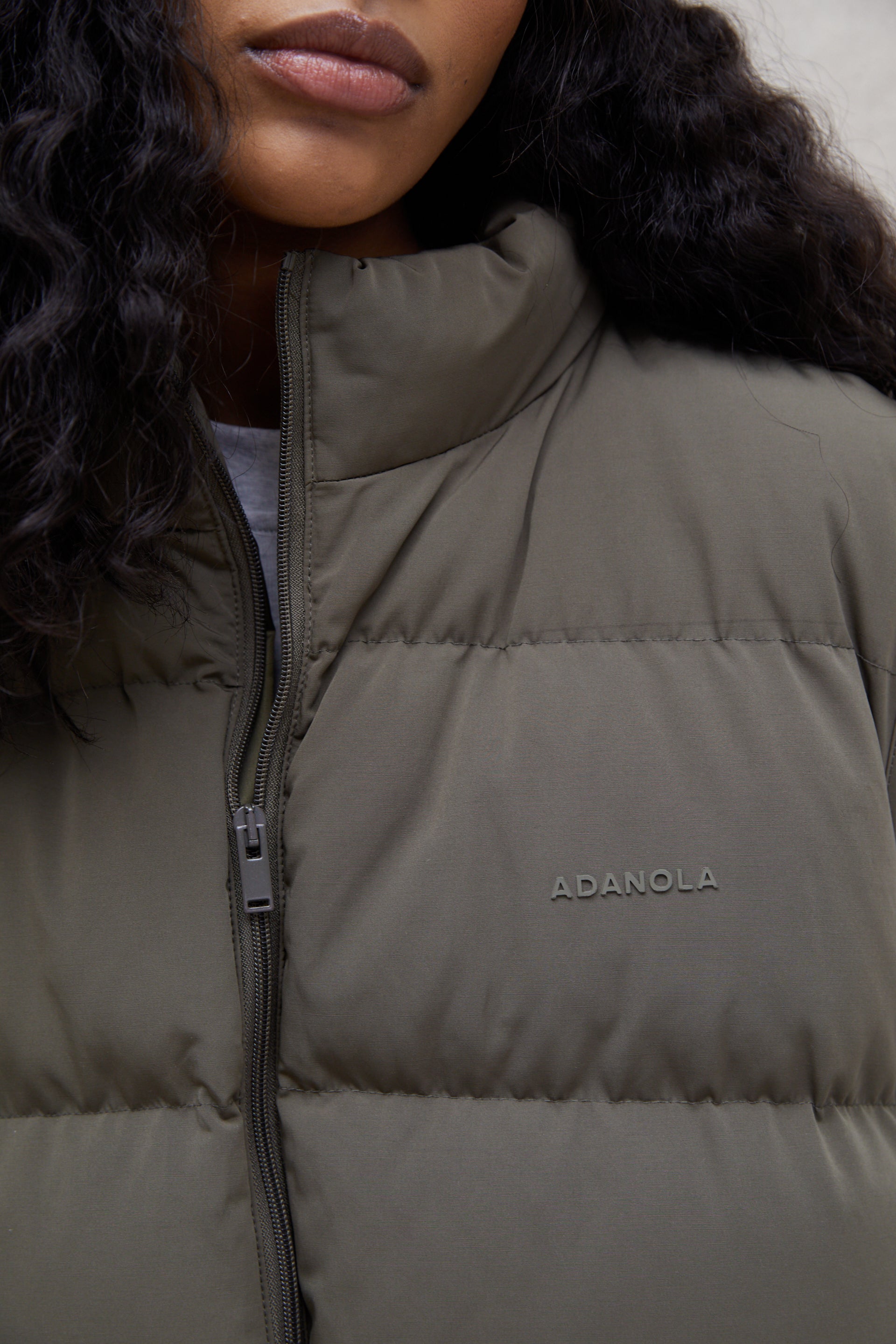 Padded Oversized Gilet in Green - Warm Winter Vest for Women & Men - Perfect for Outdoor Activities, Hiking, and Casual Wear