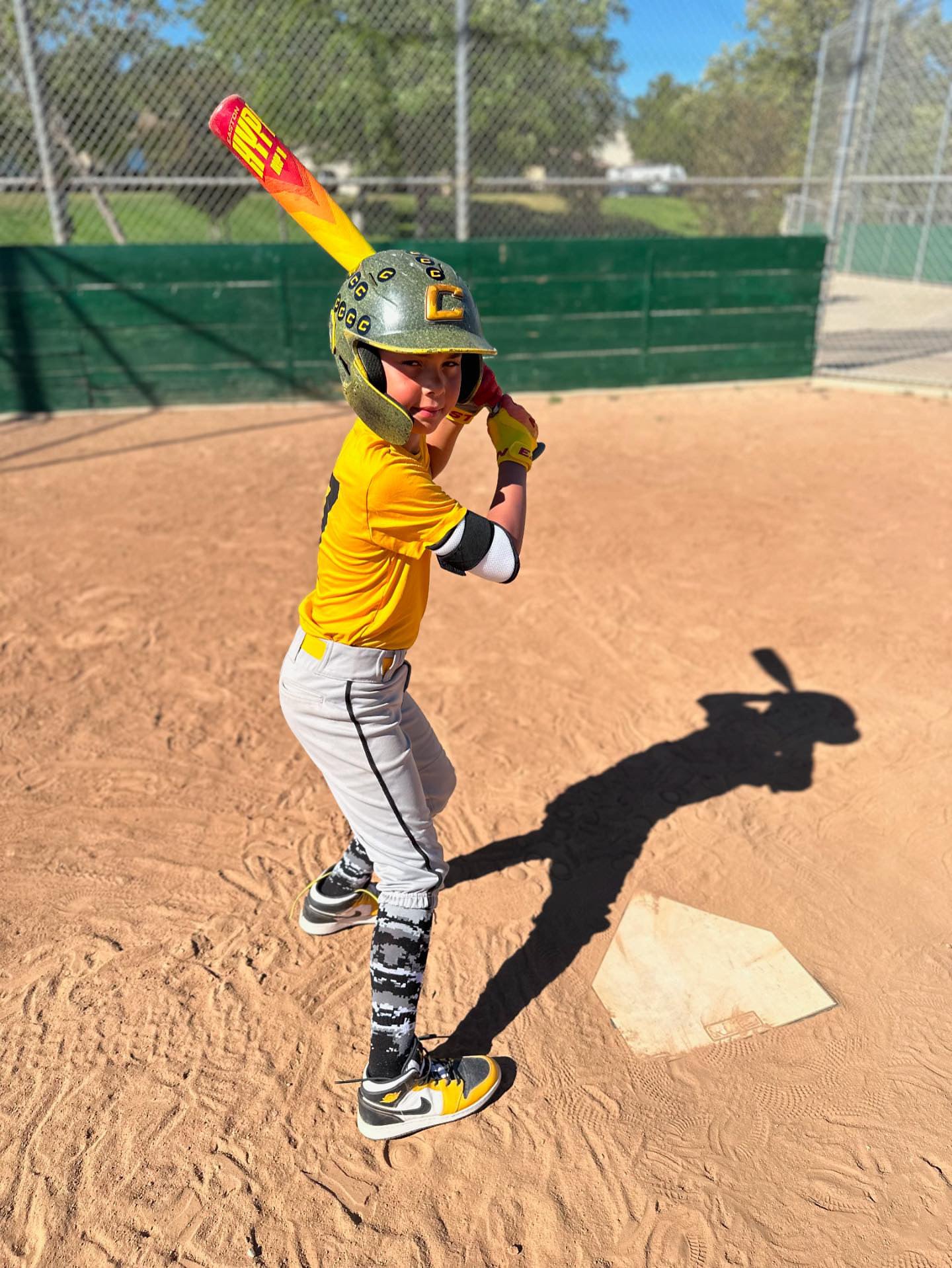 COOLOMG Adjustable Baseball Elbow Guard - Protective Arm Gear for Baseball & Softball Players - Perfect for Training, Games & Injury Prevention