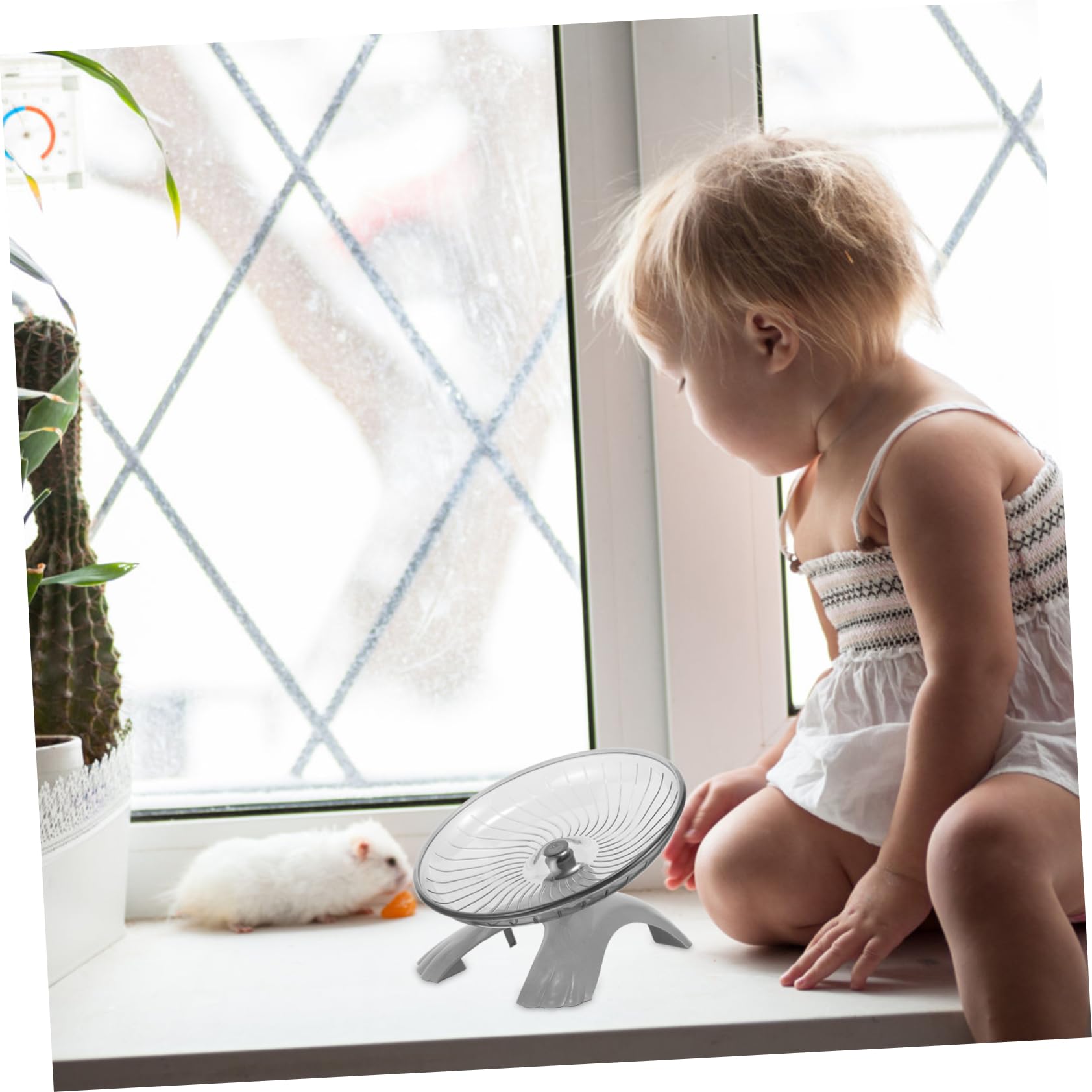 Silent Hamster Exercise Wheel - Noiseless Running Wheel for Gerbils, Rats, Hedgehogs & Small Pets - Grey Flying Saucer Design - Perfect for Cage Fitness & Nighttime Playtime