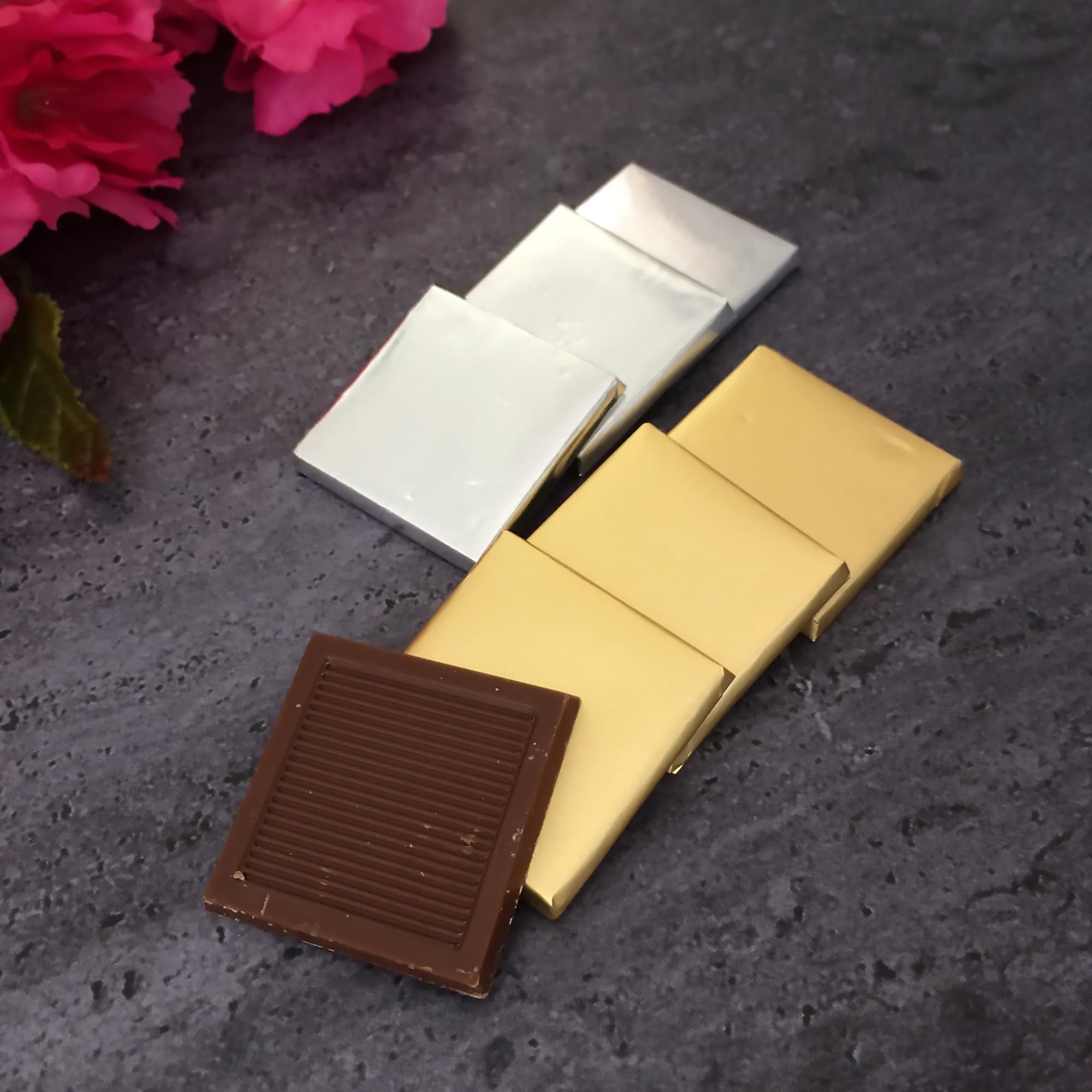 145-Piece Premium Milk Chocolate Bars with Gold Foil Wrapping - 1kg Luxury Neapolitan Chocolate Gift Box for Weddings, Baby Showers & Special Occasions - Perfect for Corporate Gifts, Anniversary Celebrations and Holiday Treats