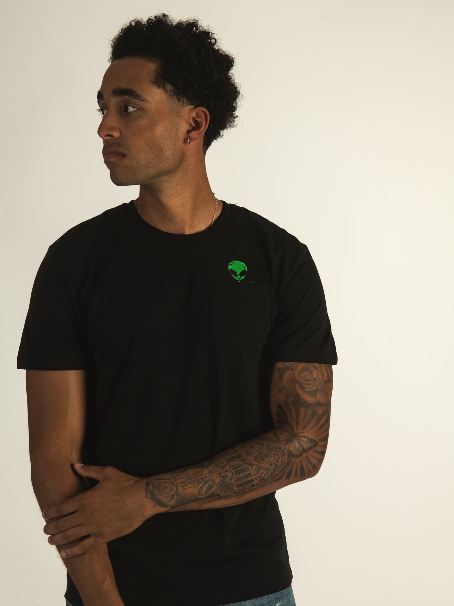 BEACH BROS Alien Surprise Graphic T-Shirt - Cool Novelty Tee for Men & Women - Perfect for Beach Parties, Concerts & Casual Wear