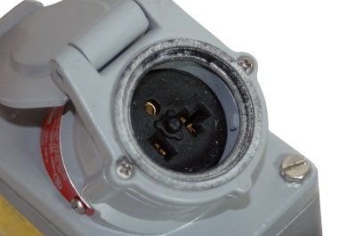 Larson Electronics 1111OP87KGS Explosion Proof Outlet - 20 Amp, 125VAC, 3/4 Inch Feed Thru - Heavy Duty Industrial Electrical Outlet for Hazardous Locations - Perfect for Oil Rigs, Chemical Plants & Manufacturing Facilities