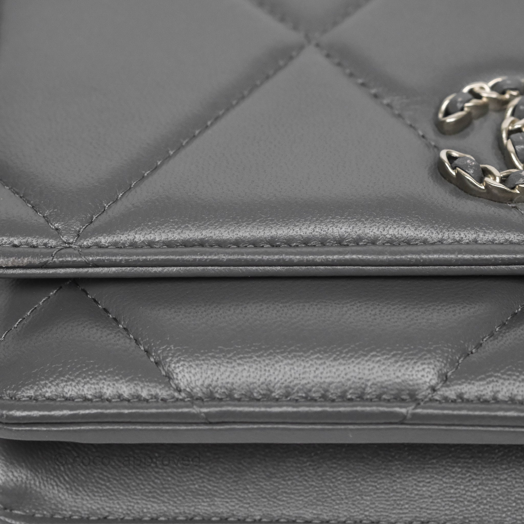 Chanel 19 Wallet on Chain WOC Crossbody Bag - Grey Lambskin Leather with Mixed Hardware - Perfect for Evening Out & Daily Use