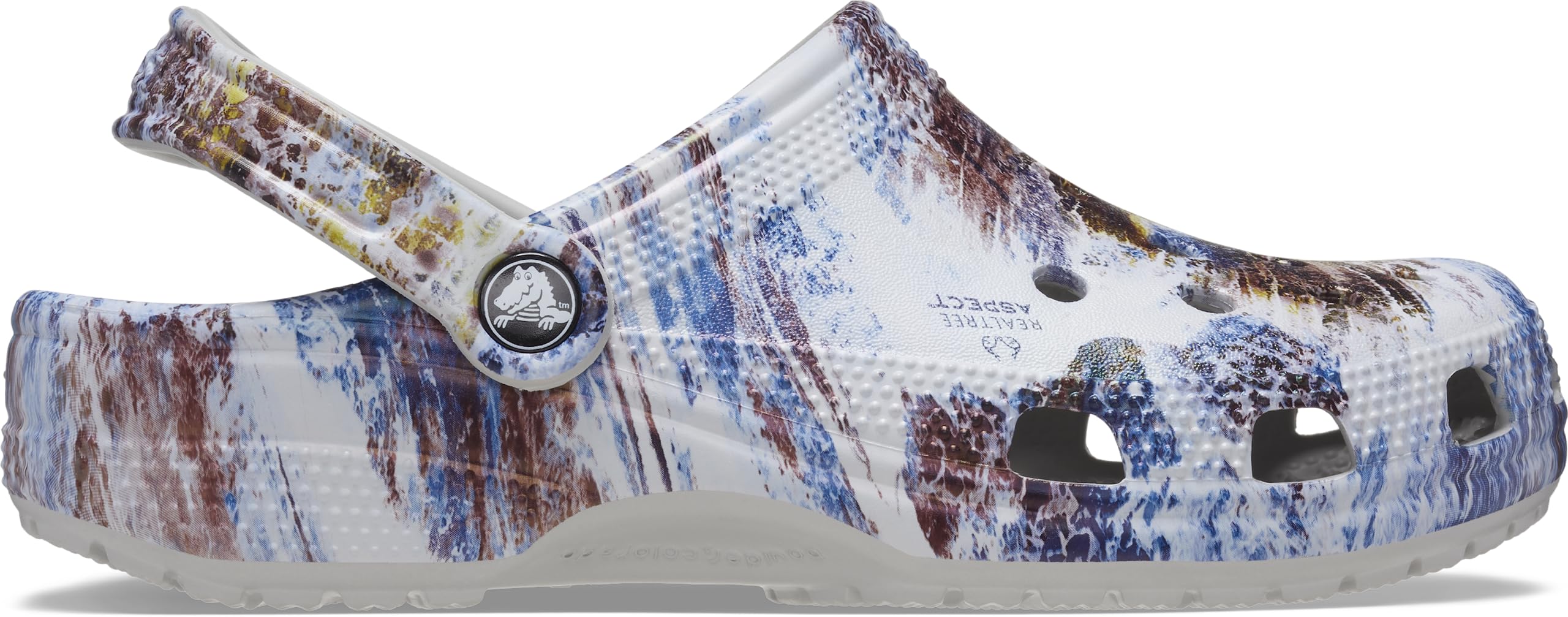 Crocs Unisex-Adult Classic Realtree Clog - Comfortable Slip-On Water Shoes for Men & Women - Perfect for Beach, Pool, Garden & Outdoor Activities