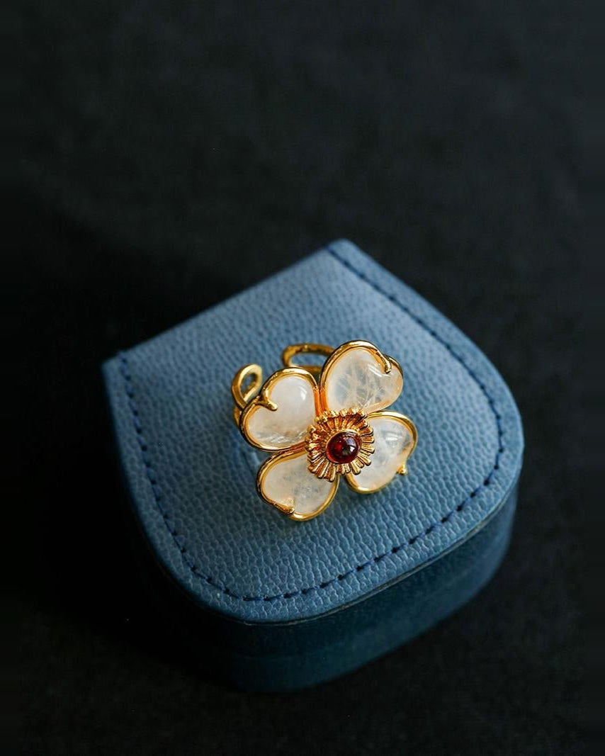 Four Leaf Clover Single Flower Ring with White Crystal - Elegant Jewelry for Women, Perfect for St. Patrick's Day, Weddings & Everyday Wear
