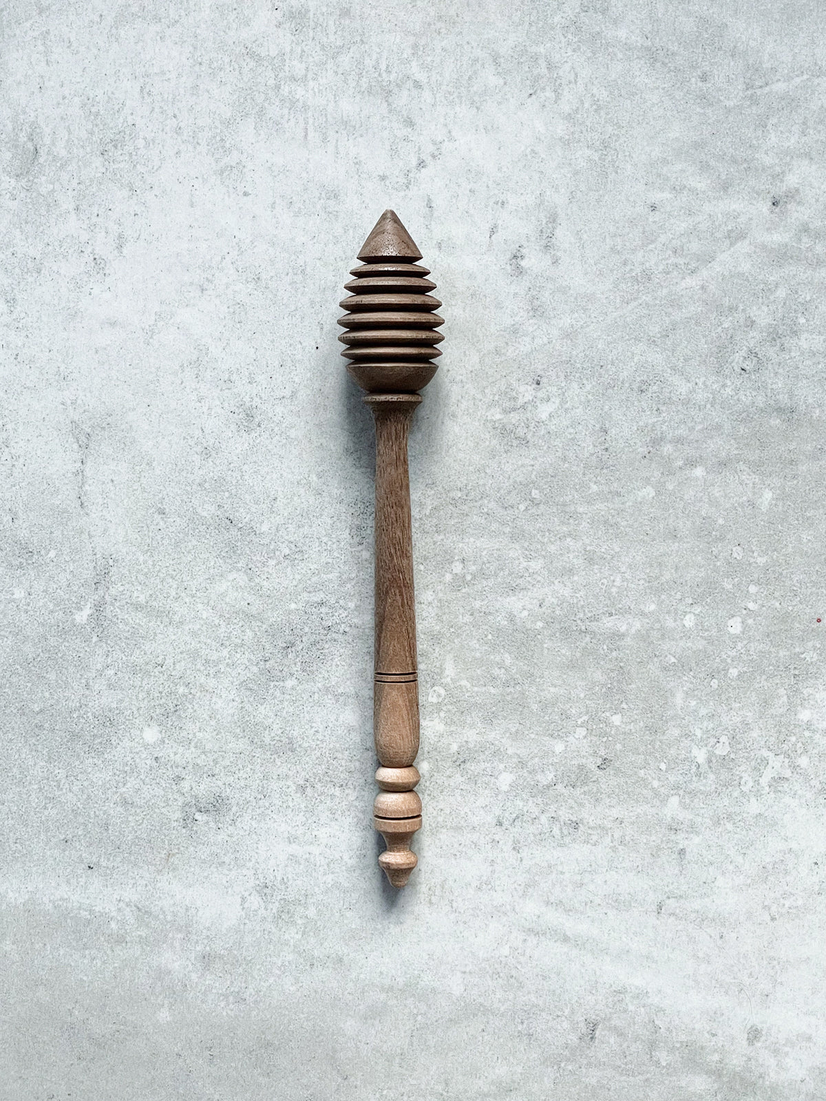 Premium Walnut Wood Honey Dipper - Natural Wooden Honey Stirrer for Tea, Coffee & Baking - Handcrafted Kitchen Utensil for Drizzling & Serving Honey