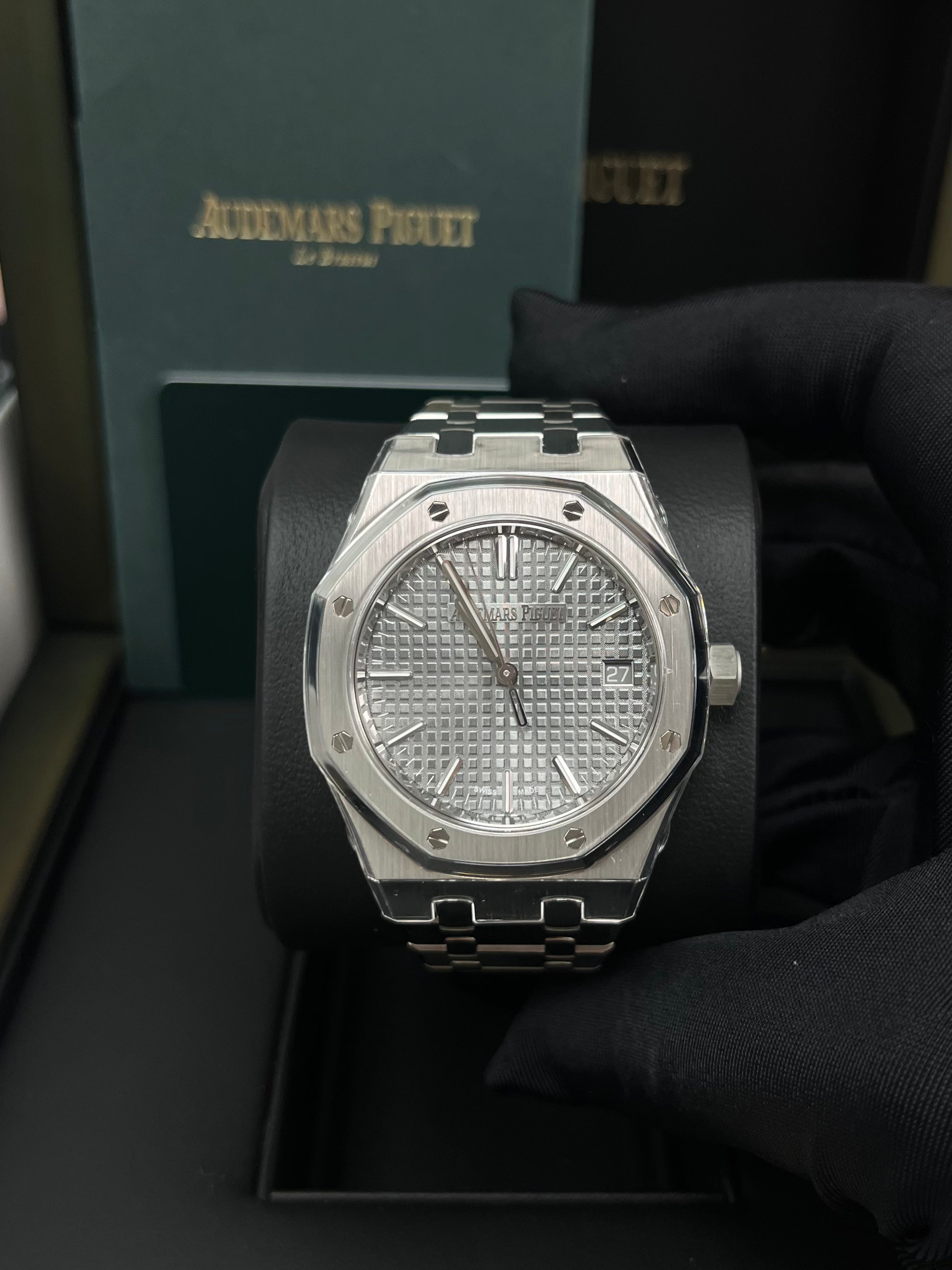 Audemars Piguet Royal Oak 50th Anniversary 37mm Men's Luxury Watch - Grey Dial Ref 15550ST.OO.1356ST.03 - Perfect for Business Meetings & Special Occasions