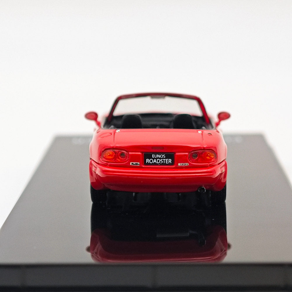 1/64 Scale Mazda Eunos Roadster NA6CE Diecast Model Car with Tonneau Cover - Red Limited Edition HJ642025AR - Collectible Toy for Car Enthusiasts | Perfect for Display, Gifts, and Model Car Collections
