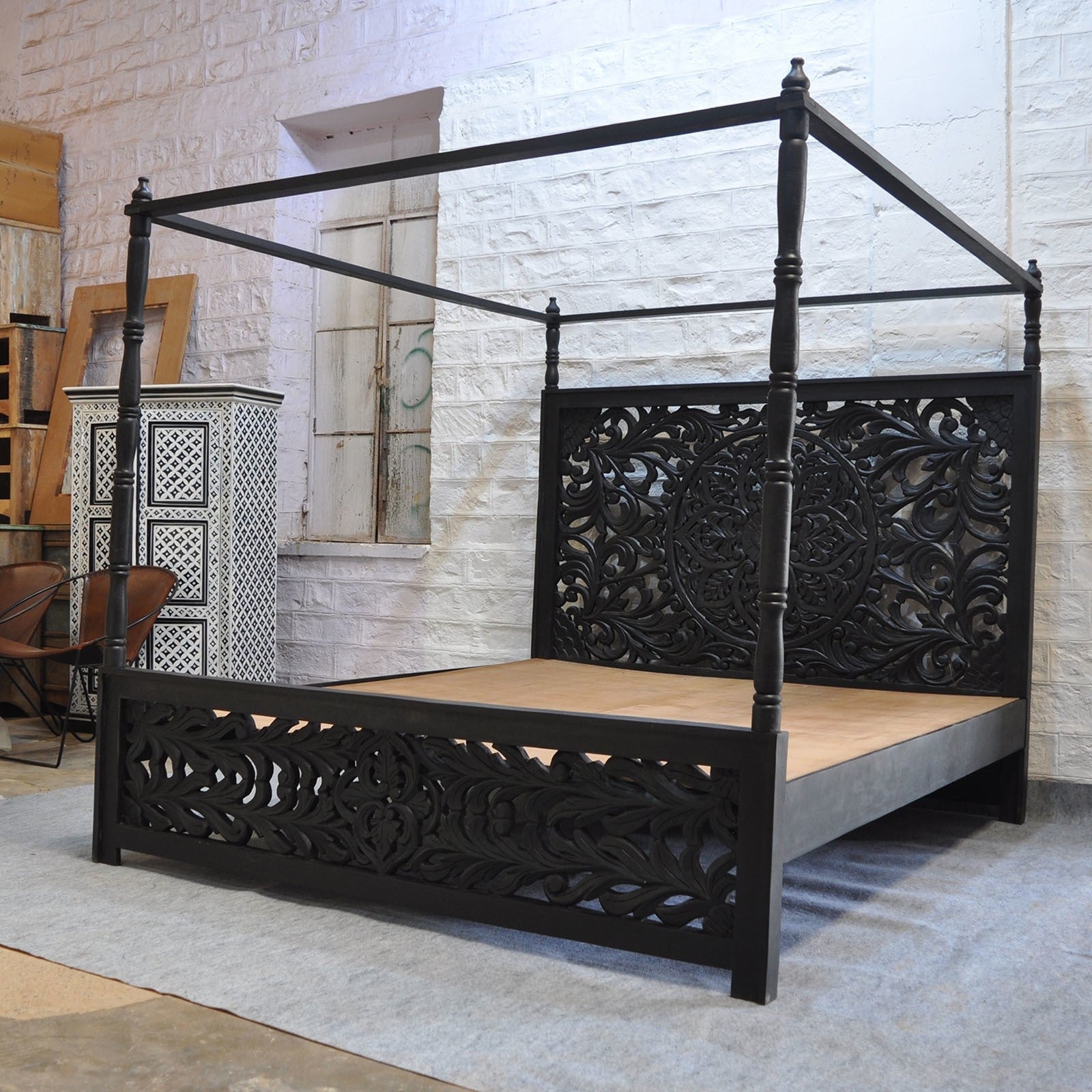 Hand Carved 4 Poster Panel Bed King Size in Matt Black - Elegant Dynasty Style Bedroom Furniture for Master Suite or Guest Room