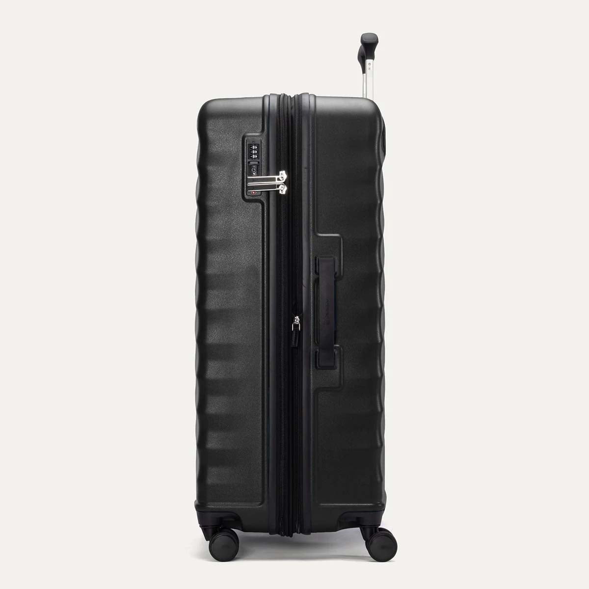 Travelpro Maxlite Air V2 Large Check-In Hardside Spinner Luggage - Lightweight Durable Suitcase for International Travel & Business Trips