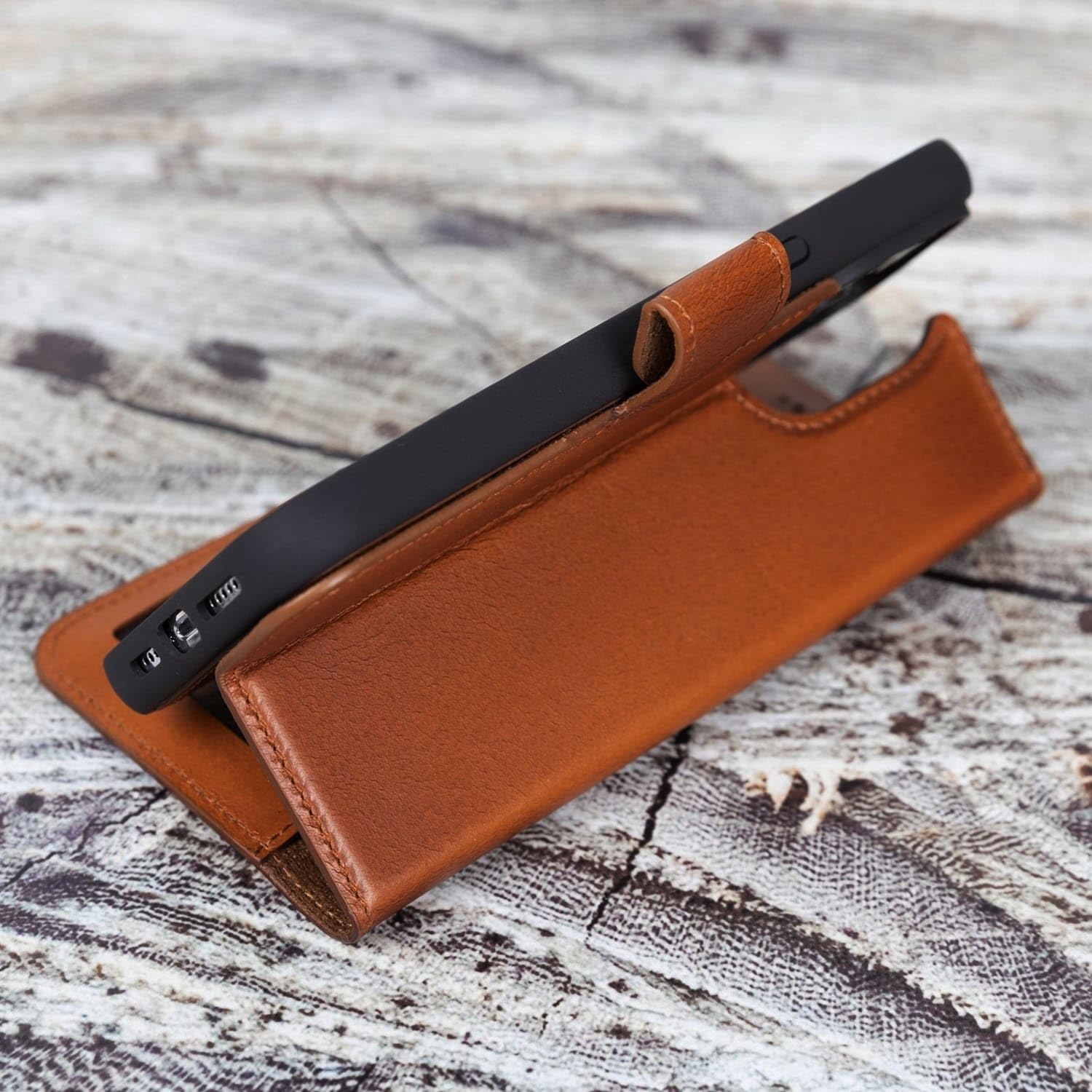 VENOULT Genuine Leather Wallet Case for iPhone 15 Pro MAX/16 Pro MAX 6.9