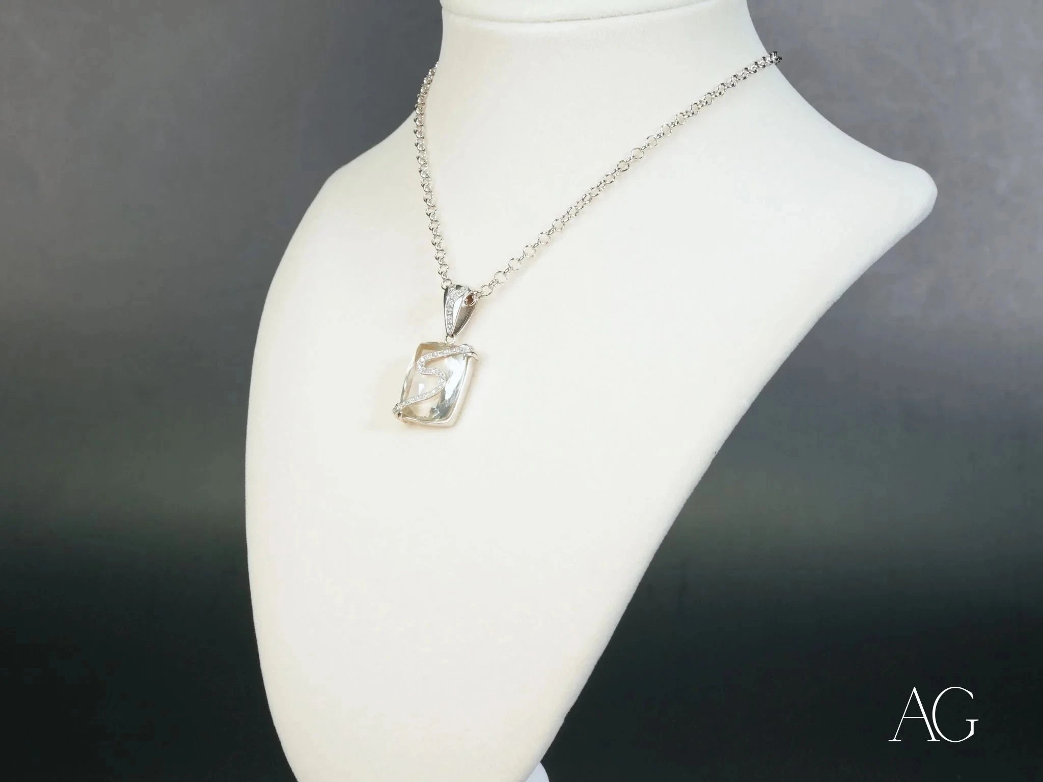 Eternal Frost Crystal & Diamond Pendant Necklace - Elegant Jewelry Gift for Women - Perfect for Weddings, Anniversaries & Special Occasions