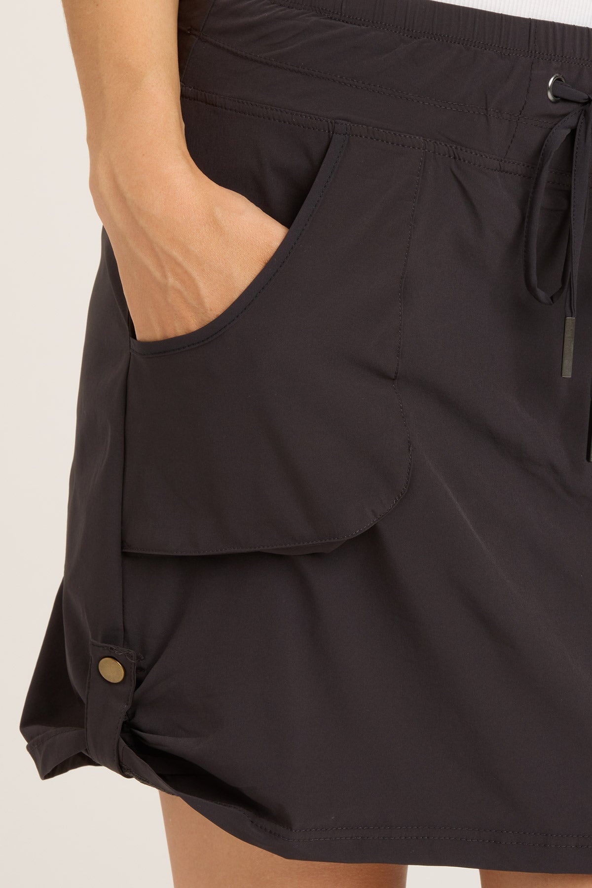 Jett Skort Black - Women's Athletic Skort for Running, Tennis & Golf - High-Performance Stretch Fabric