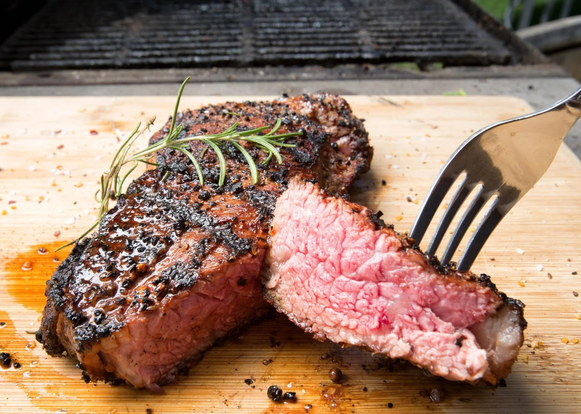 USDA Prime New York Strip Steak - Hand-Cut, Trimmed, 16 oz (2 Steaks) - Premium Frozen Beef for Grilling, BBQ & Fine Dining