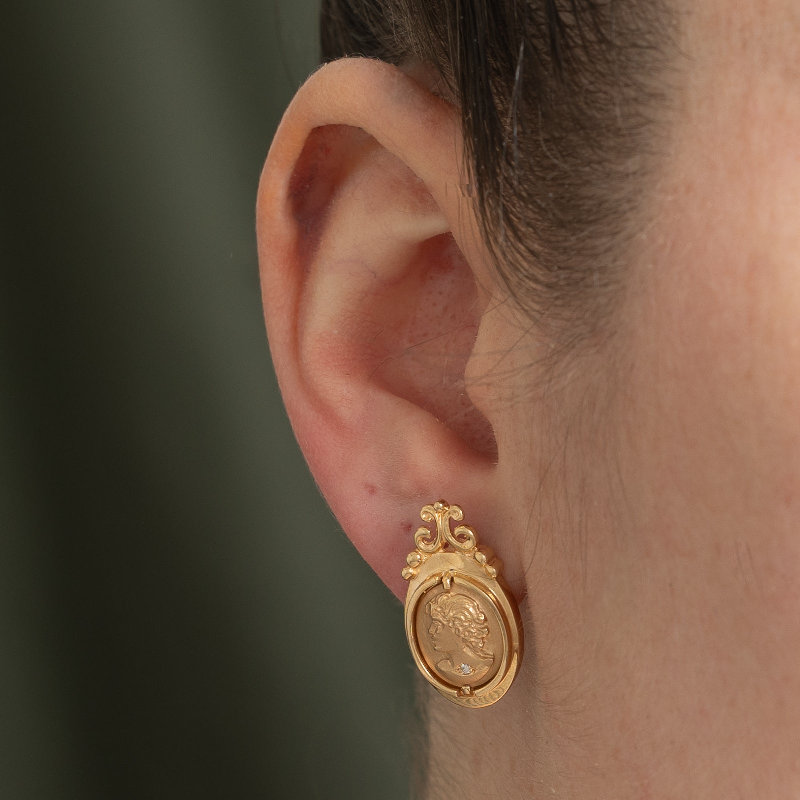 0.02ctw Diamond Screwback Earrings for Women - Elegant Portrait Stud Earrings for Daily Wear & Special Occasions