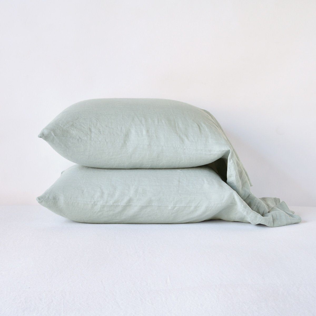 Premium 100% Linen Standard Pillowcase (Single) - Breathable & Hypoallergenic Bedding for Hot Sleepers & Sensitive Skin - Perfect for Home, Hotel, or Travel Use