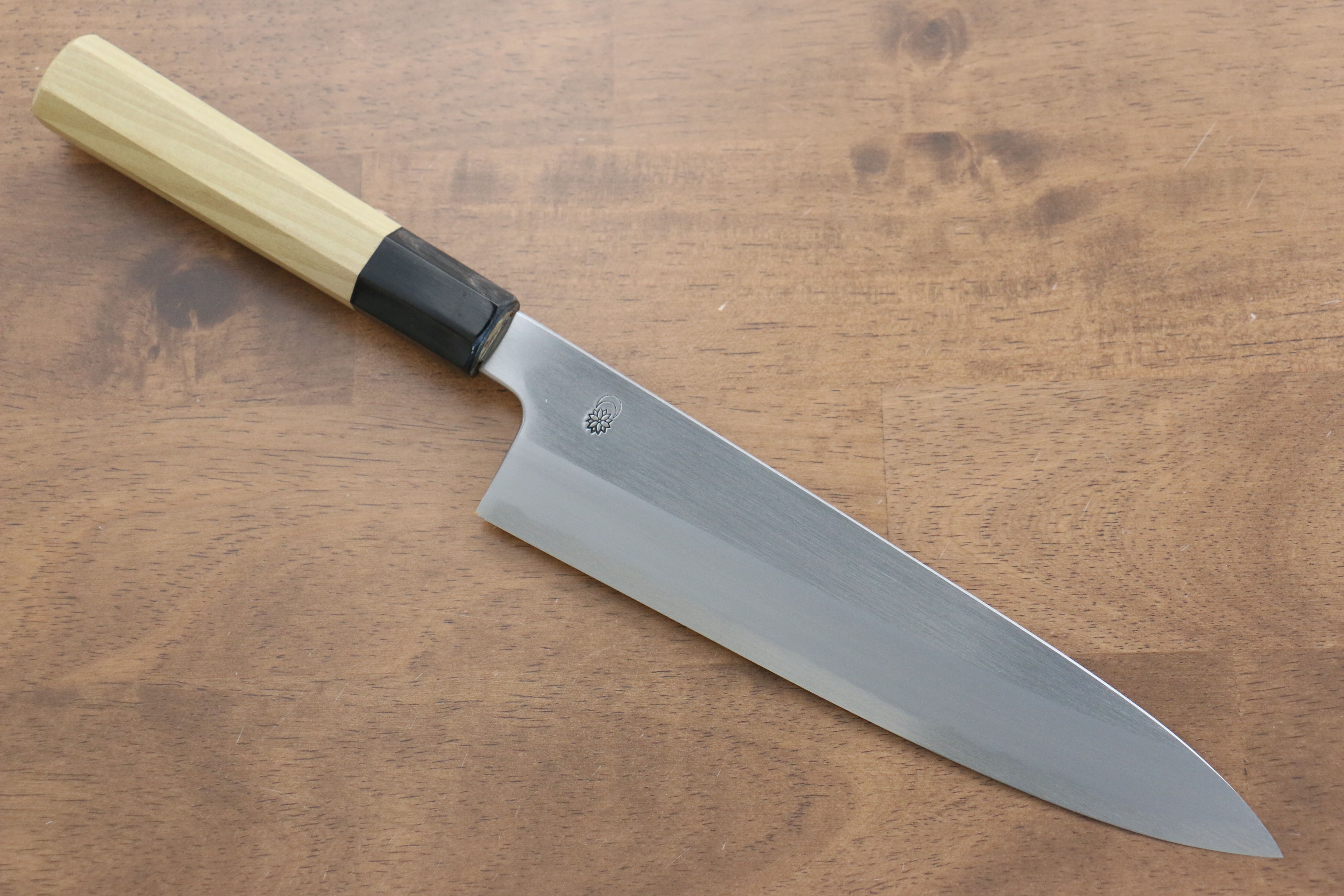 Premium Kikuzuki White Steel No.2 Kasumitogi Gyuto Japanese Chef Knife 210mm with Magnolia Handle - Perfect for Sushi, Sashimi & Precision Cutting