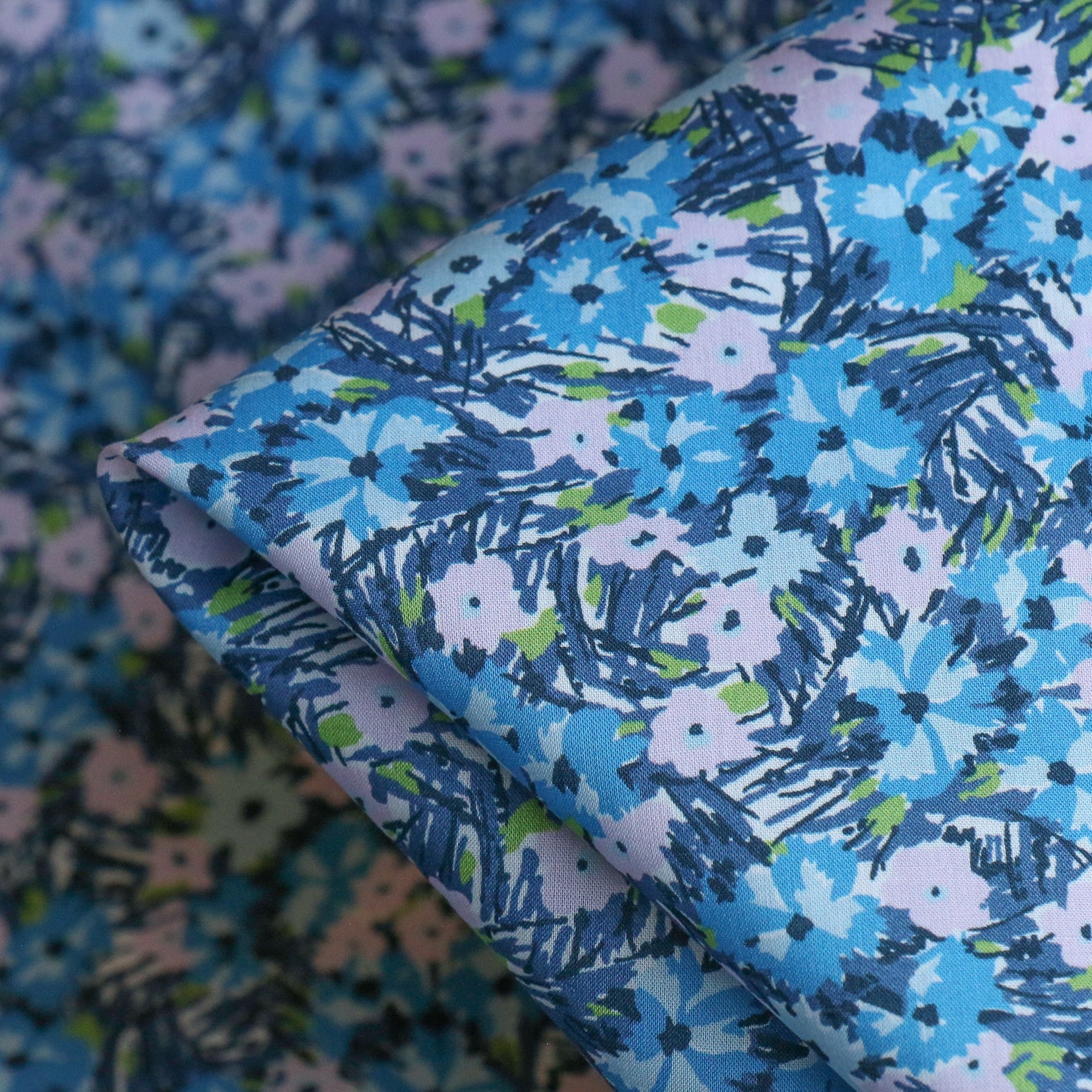 Champion's Bouquet Blue & Pink Liberty Tana Lawn™ Cotton Fabric - Perfect for Dressmaking, Quilting & DIY Craft Projects