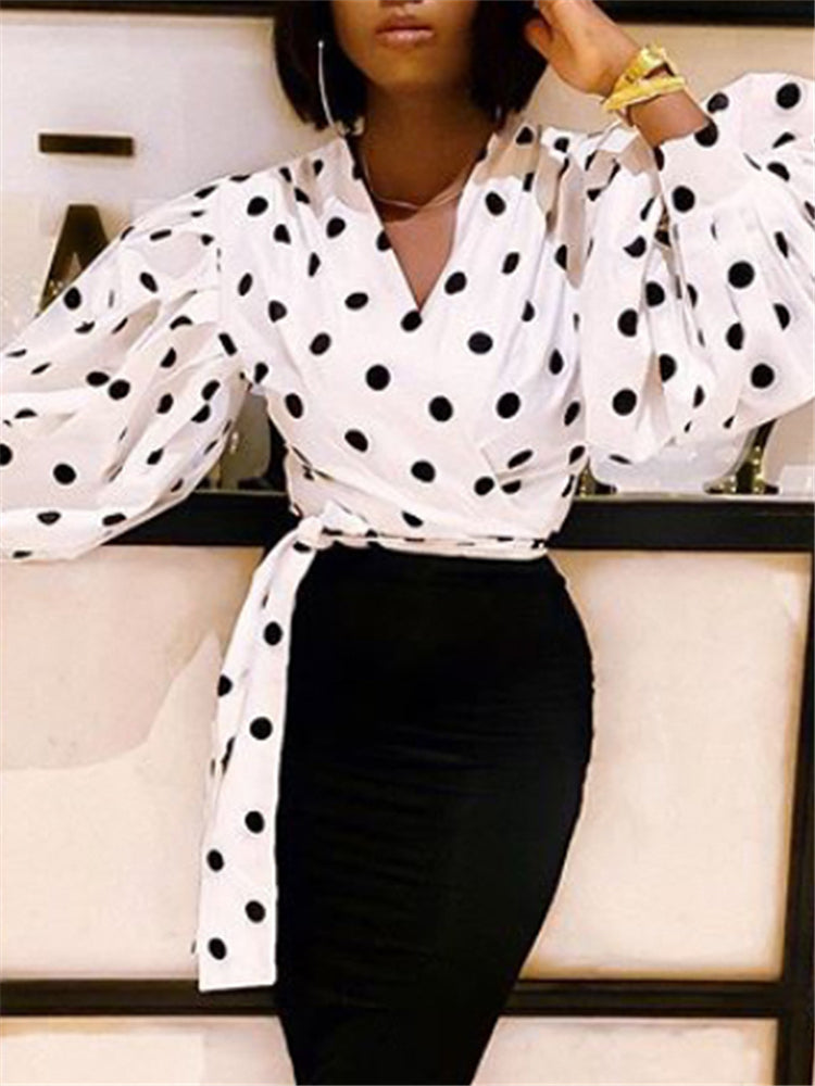 Floral Print Women's Blouse - Black Office Shirt with Collar Neck for Professional Workwear & Business Casual Outfits