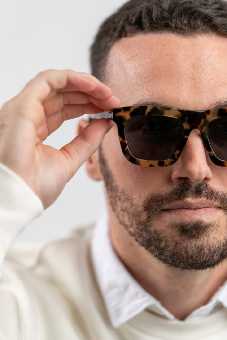 Avery Tort Sunglasses - Stylish & UV Protection for Men & Women - Perfect for Beach, Driving & Outdoor Activities