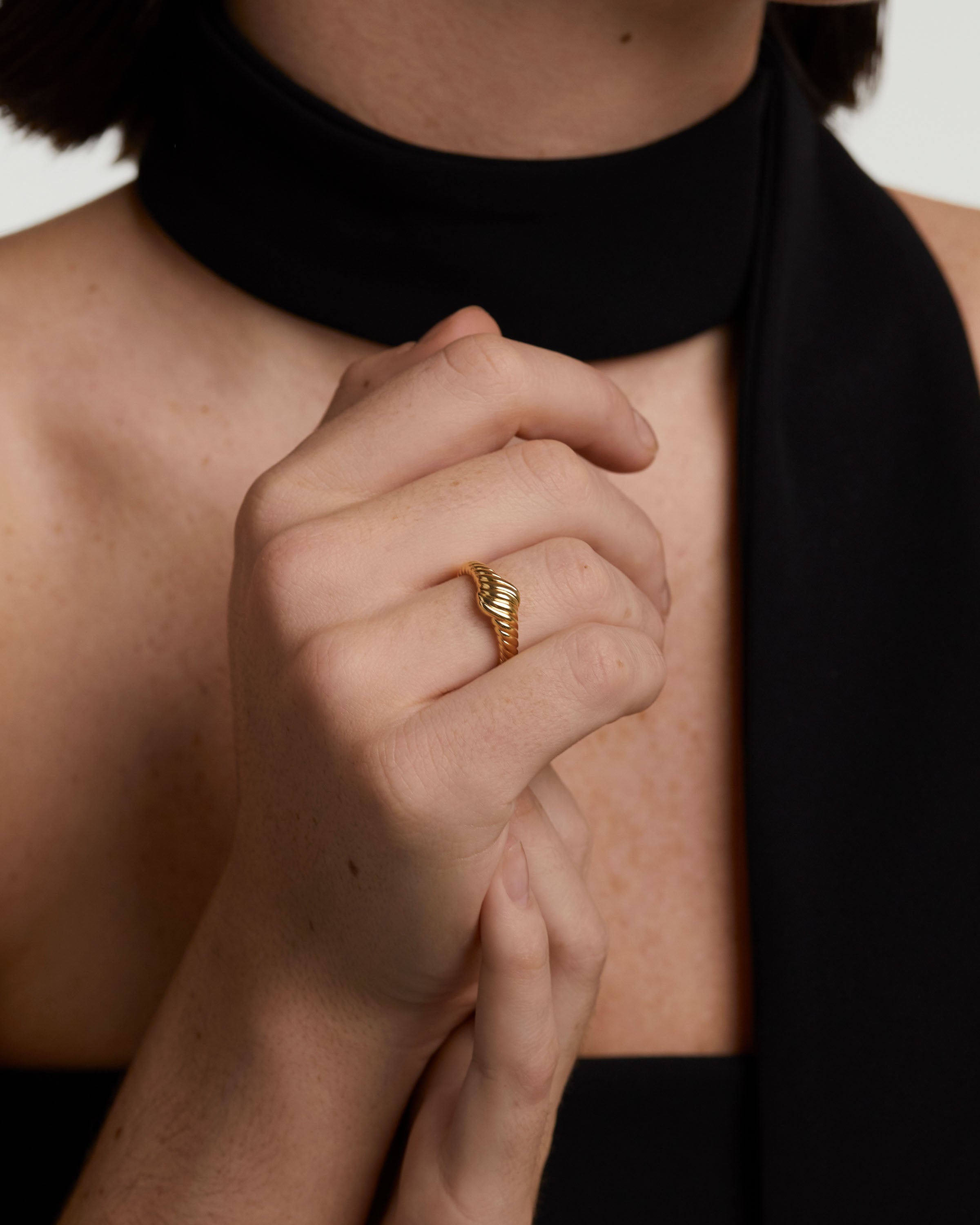 Gold Vicky Stamp Ring for Women - Vintage Style Personalized Name Ring - Perfect for Gifts, Engagements, and Special Occasions