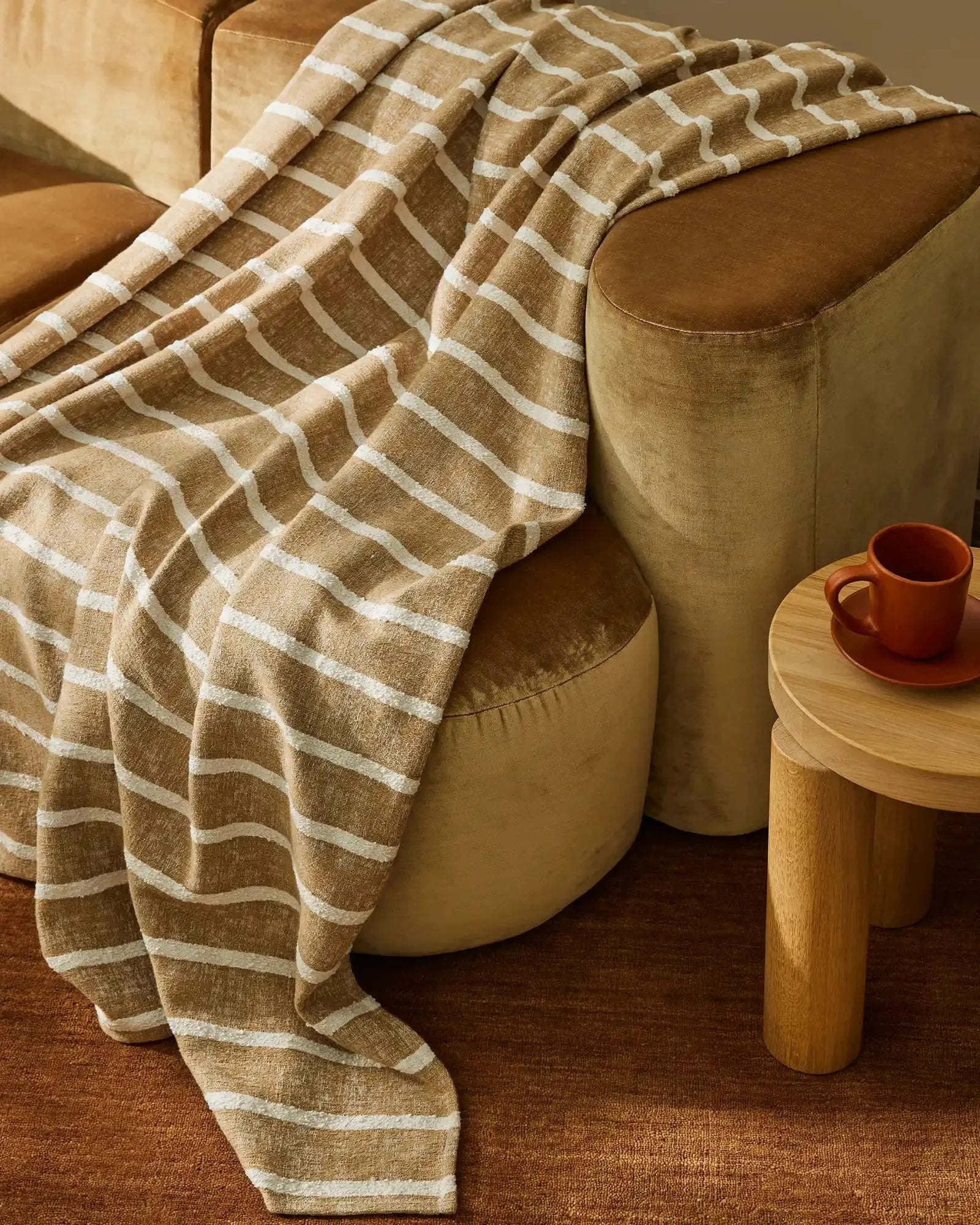 Piazza Throw Earth Amber - Soft & Cozy Handmade Knit Blanket for Home Decor, Living Room, Bedroom & Outdoor Use