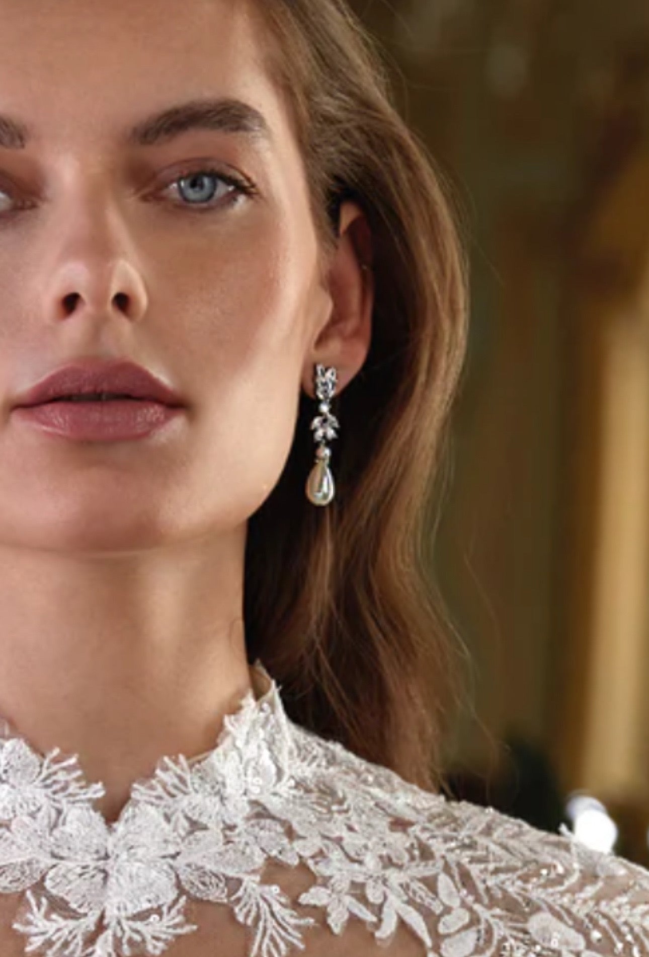 Exquisite MADISON Simulated Diamond & Pearl Drop Earrings for Women | Elegant Dangle Jewelry for Weddings, Parties & Special Occasions | Hypoallergenic Cubic Zirconia & Cultured Pearl Fashion Accessories