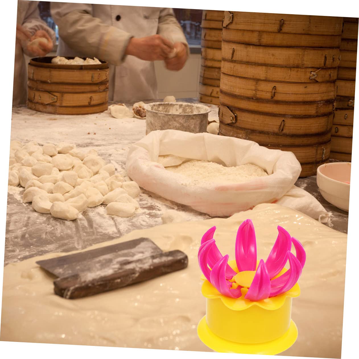 BESTOYARD 4-Piece Steamed Bun Maker Set - Baozi, Dumpling & Pastry Mold for Homemade Buns, Pies & Desserts | Durable Plastic Cooking Gadget for Asian Cuisine | Perfect for Meal Prep, Party Snacks & Family Cooking