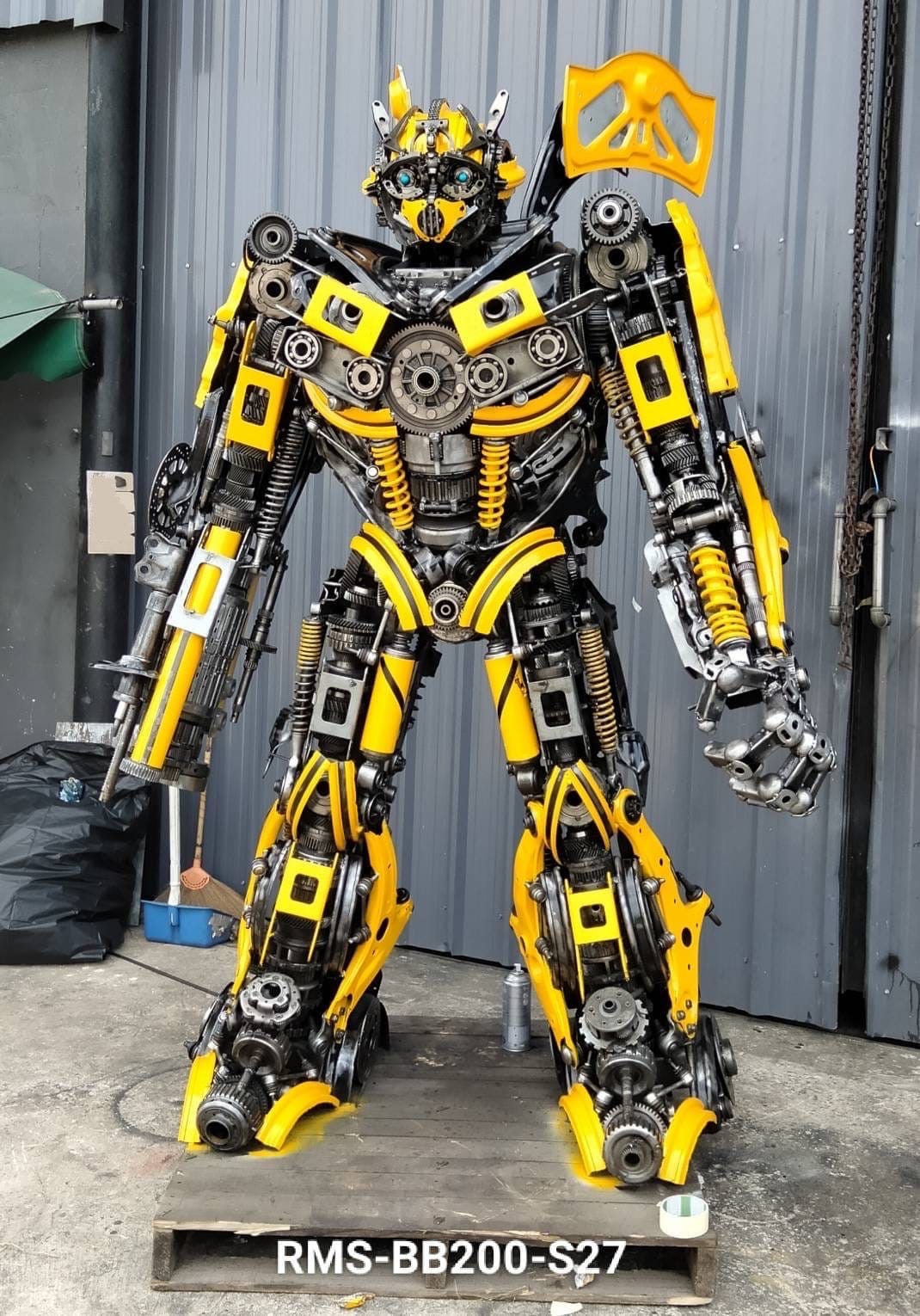 79 Bumblebee Inspired Recycled Metal Art Sculpture - Handmade Eco-Friendly Wall Decor for Home, Office & Garden - Unique Gift Idea for Nature Lovers & Transformers Fans