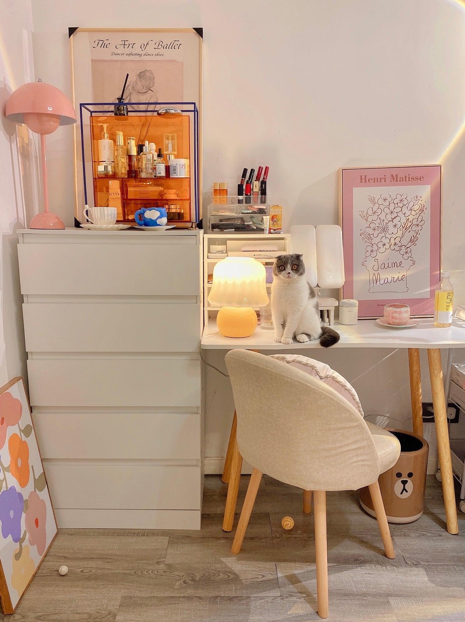 Creamy Mushroom Table Lamp - Modern Decorative Lighting for Bedroom, Living Room & Office - Soft Ambient Light for Cozy Home Decor