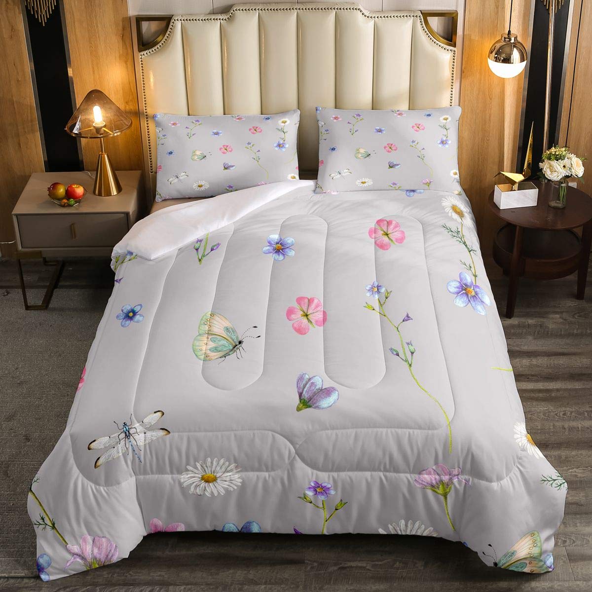 Butterfly Dragonfly Comforter Set - Floral Pattern Bedding for Kids, Boys & Girls - Ultra Soft Animal Theme Duvet Cover - Full Size - Perfect for Nursery, Bedroom Decor & Gift Giving