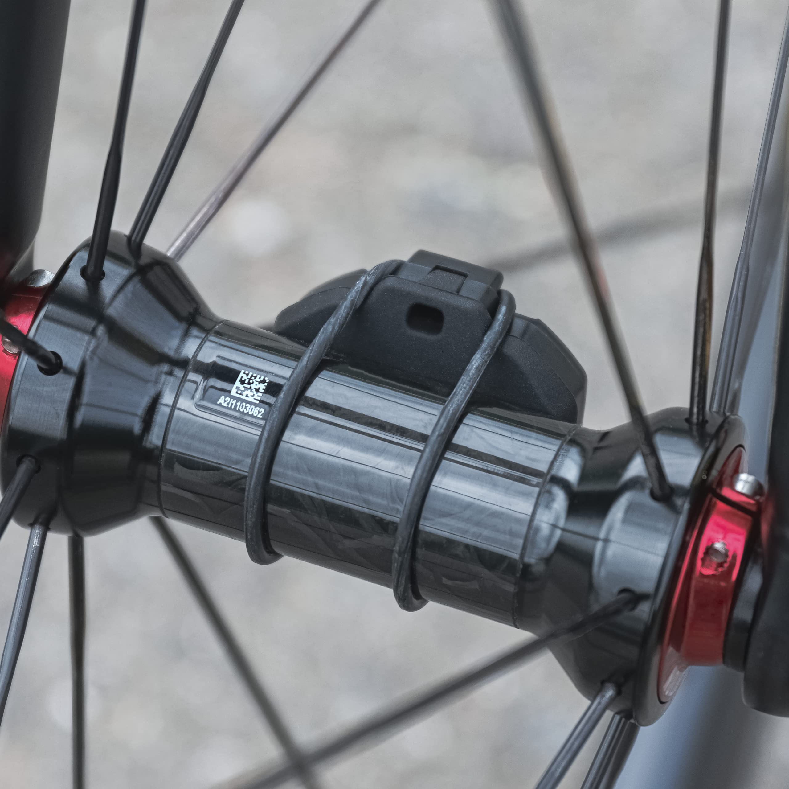 CATEYE Padrone Digital Wireless Bike Computer with Bluetooth - Track Speed, Distance & Route for Road & Mountain Biking