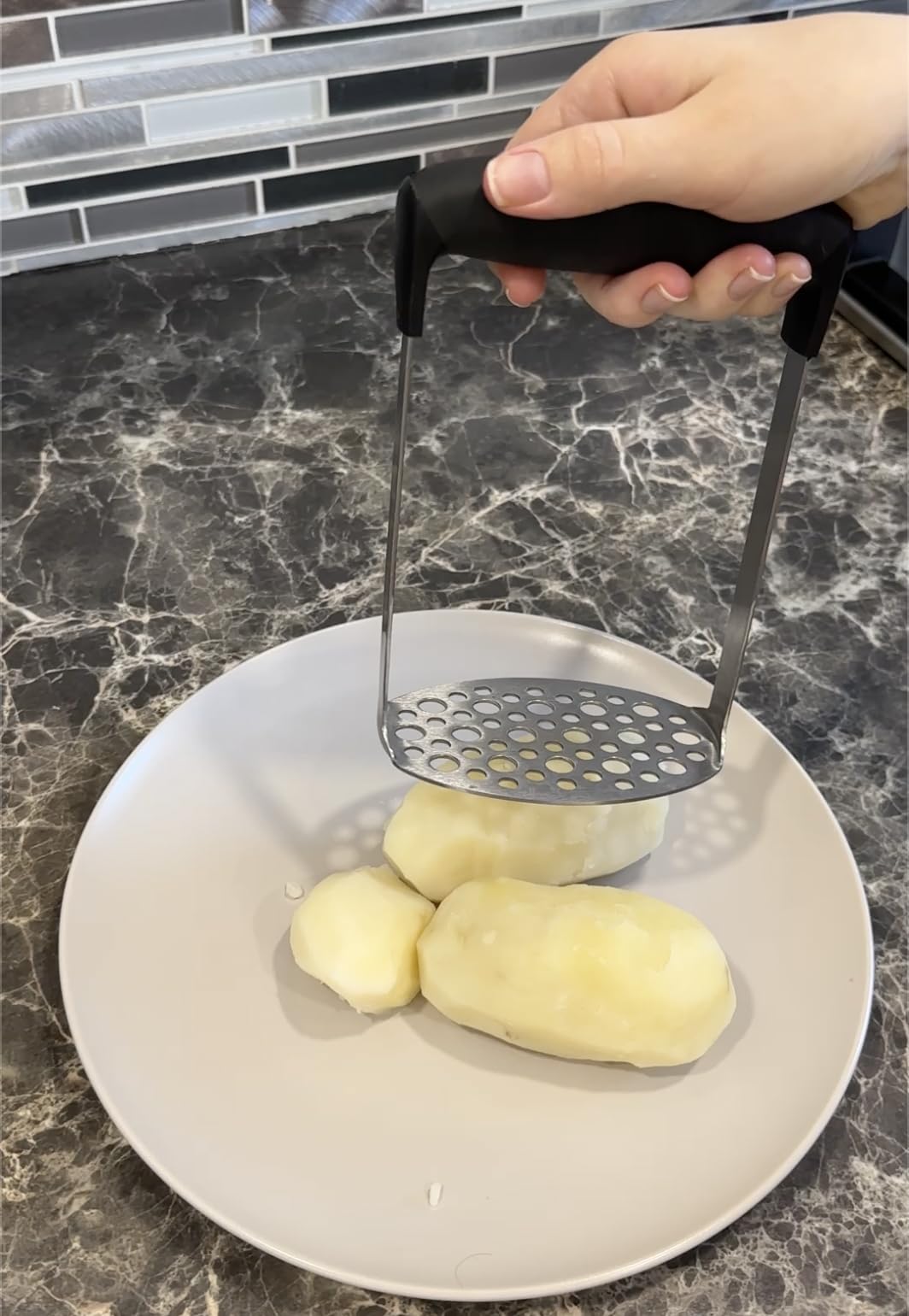 Premium Stainless Steel Potato Masher - Heavy Duty Professional Kitchen Tool for Perfect Mashed Potatoes, Purees & Baby Food - Ideal for Home Cooking, Restaurants & Meal Prep