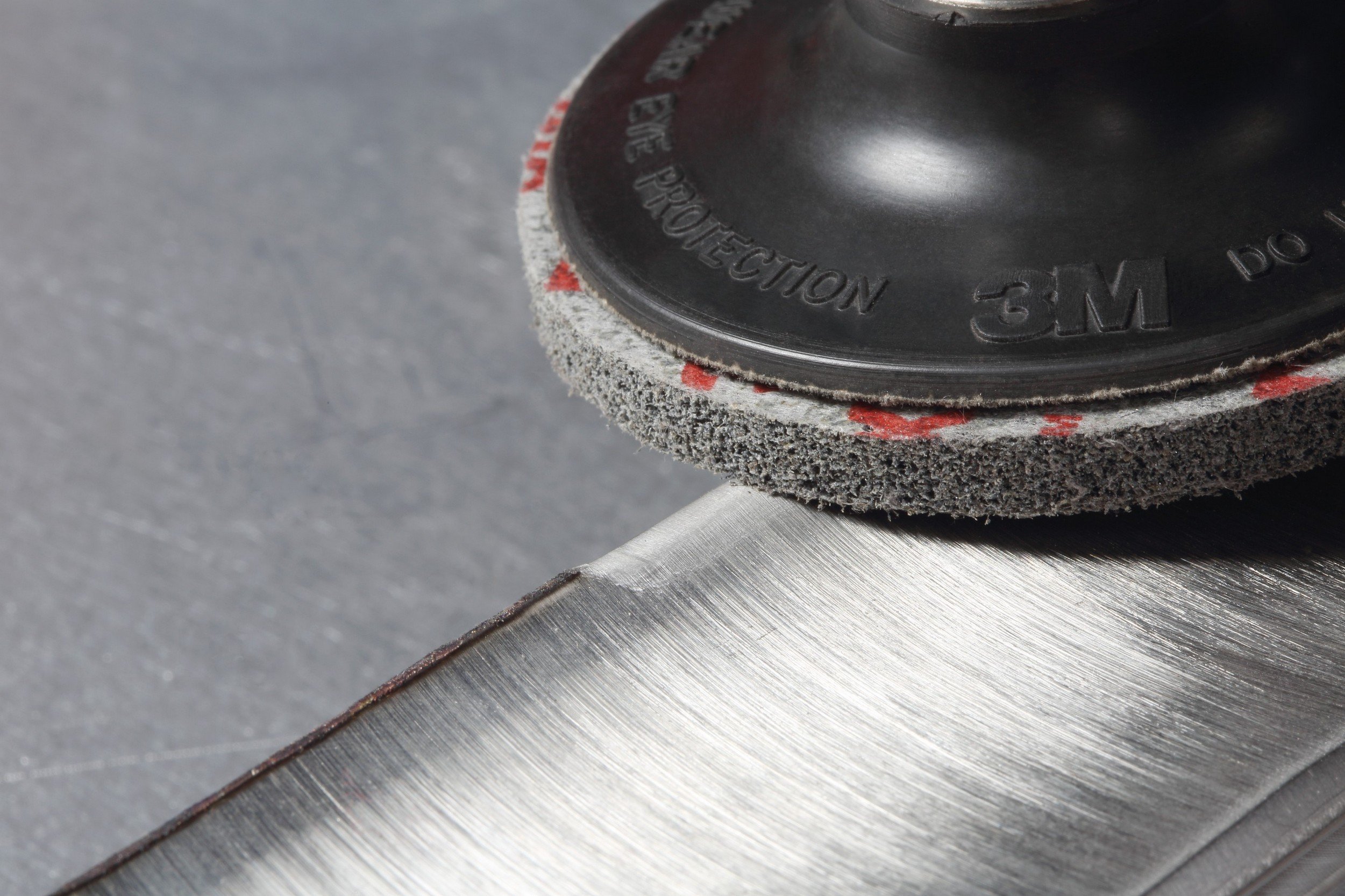 3M Scotch-Brite Deburr and Finish PRO Unitized Wheel - 2