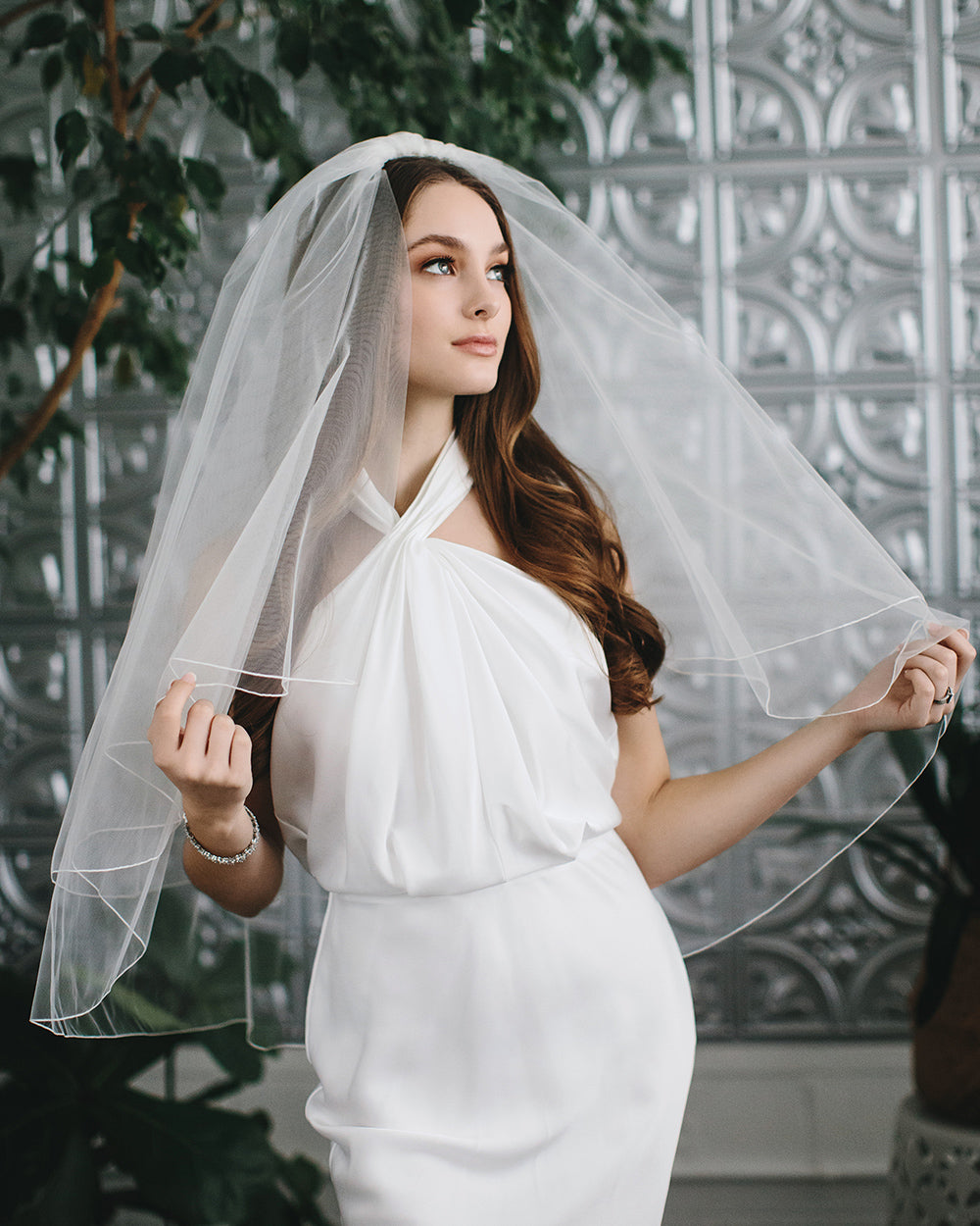 2 Layer Pencil Edge Veil - Thin & Lightweight Bridal Face Cover for Wedding Ceremony - Perfect for Church, Beach, and Outdoor Weddings