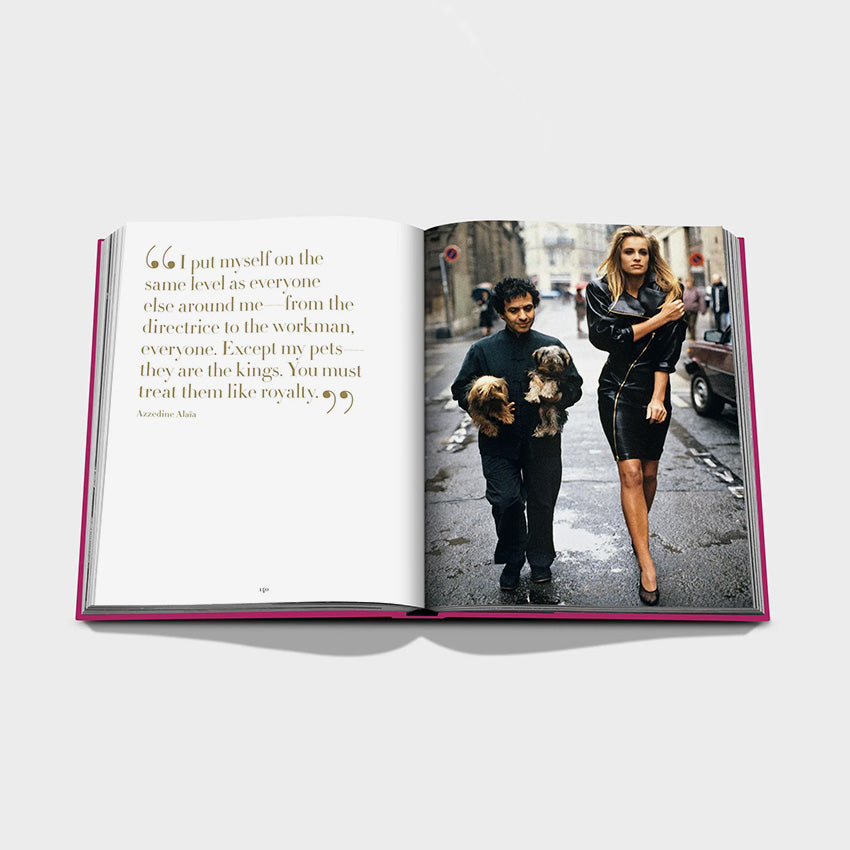 Assouline Chic Dogs - Luxury Pet Accessories & Stylish Dog Fashion for Trendy Pets | Perfect for Gifts, Photo Shoots & Everyday Elegance