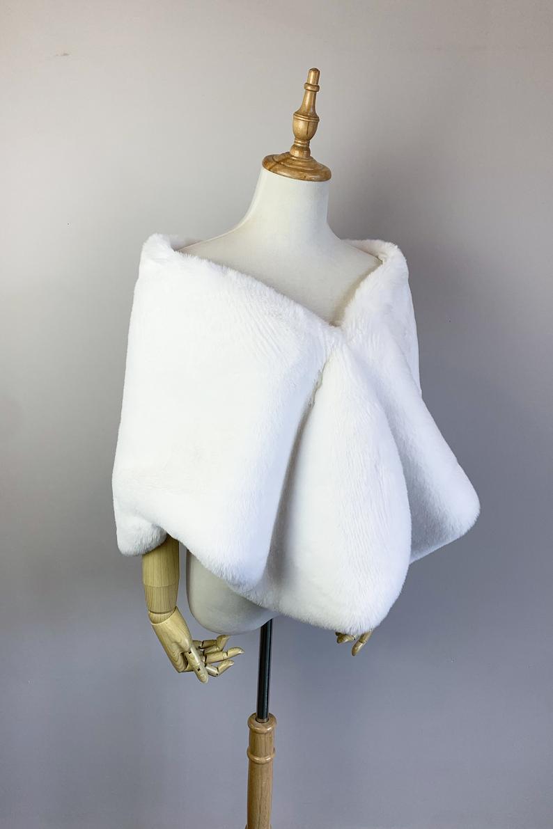 Ivory White Blush Fur Shawl Wrap - Butterfly Wht05 Ivy05 Blu05 - Elegant Winter Wedding Shawl, Evening Party Accessory, Bridal Shoulder Wrap, Fashionable Women's Outerwear