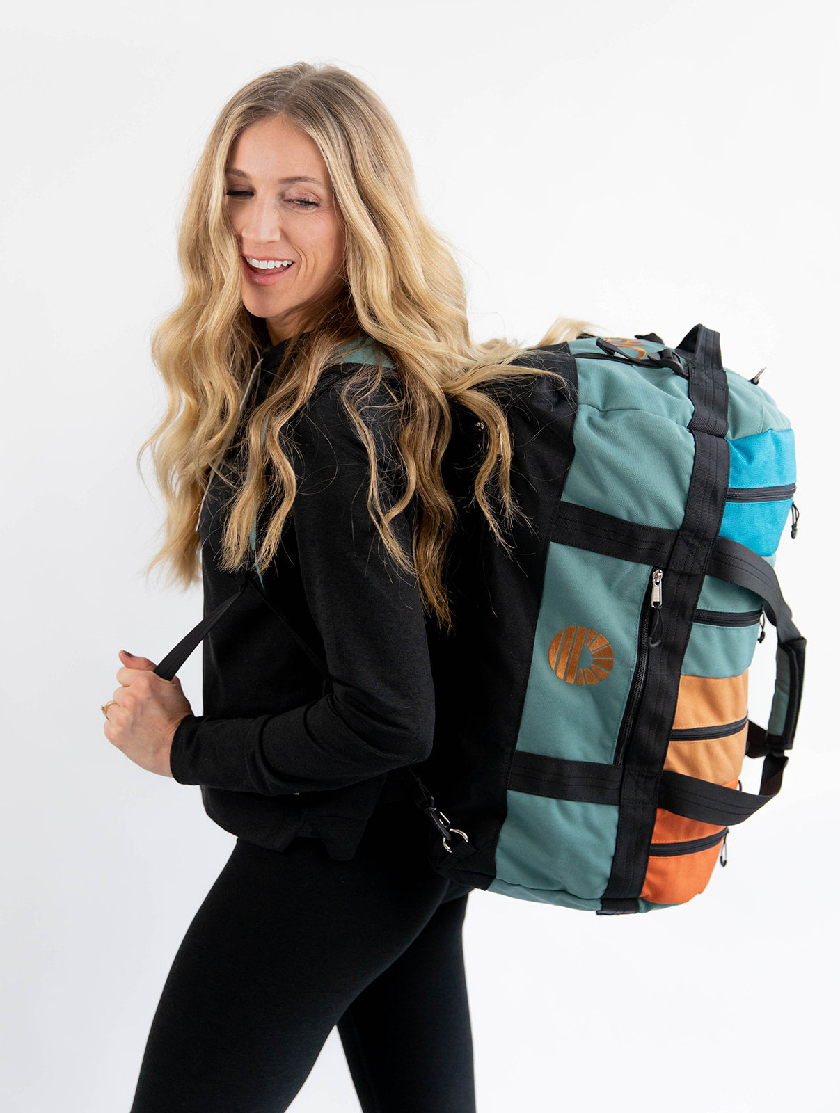 Washable Travel Duffel Bag 60L - Lightweight Waterproof Gym Duffel for Men & Women - Perfect for Camping, Sports, Gym, and Weekend Getaways