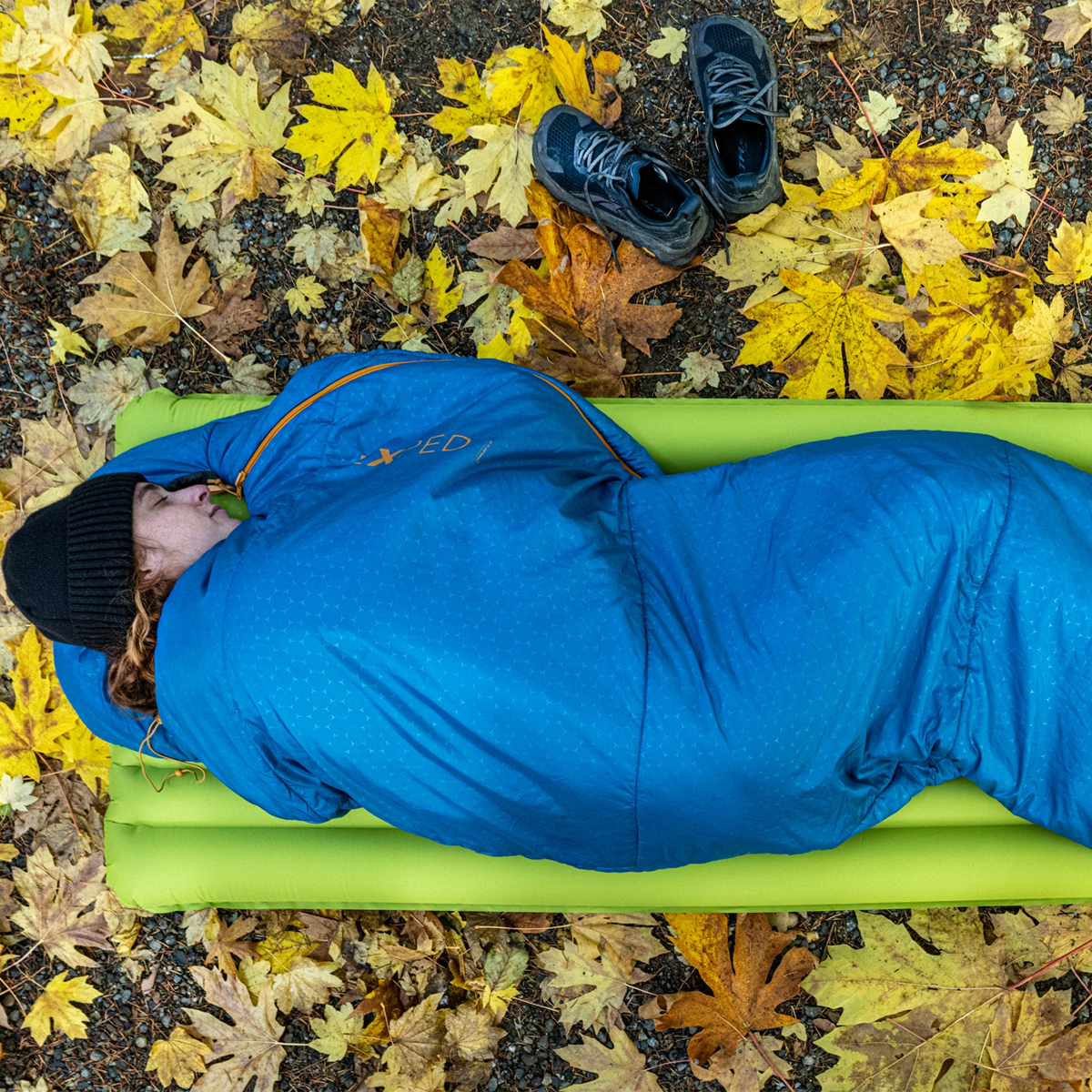 DeepSleep 5°C / 45°F Left Zipper Sleeping Bag - Perfect for Camping, Hiking & Outdoor Adventures in Cold Weather